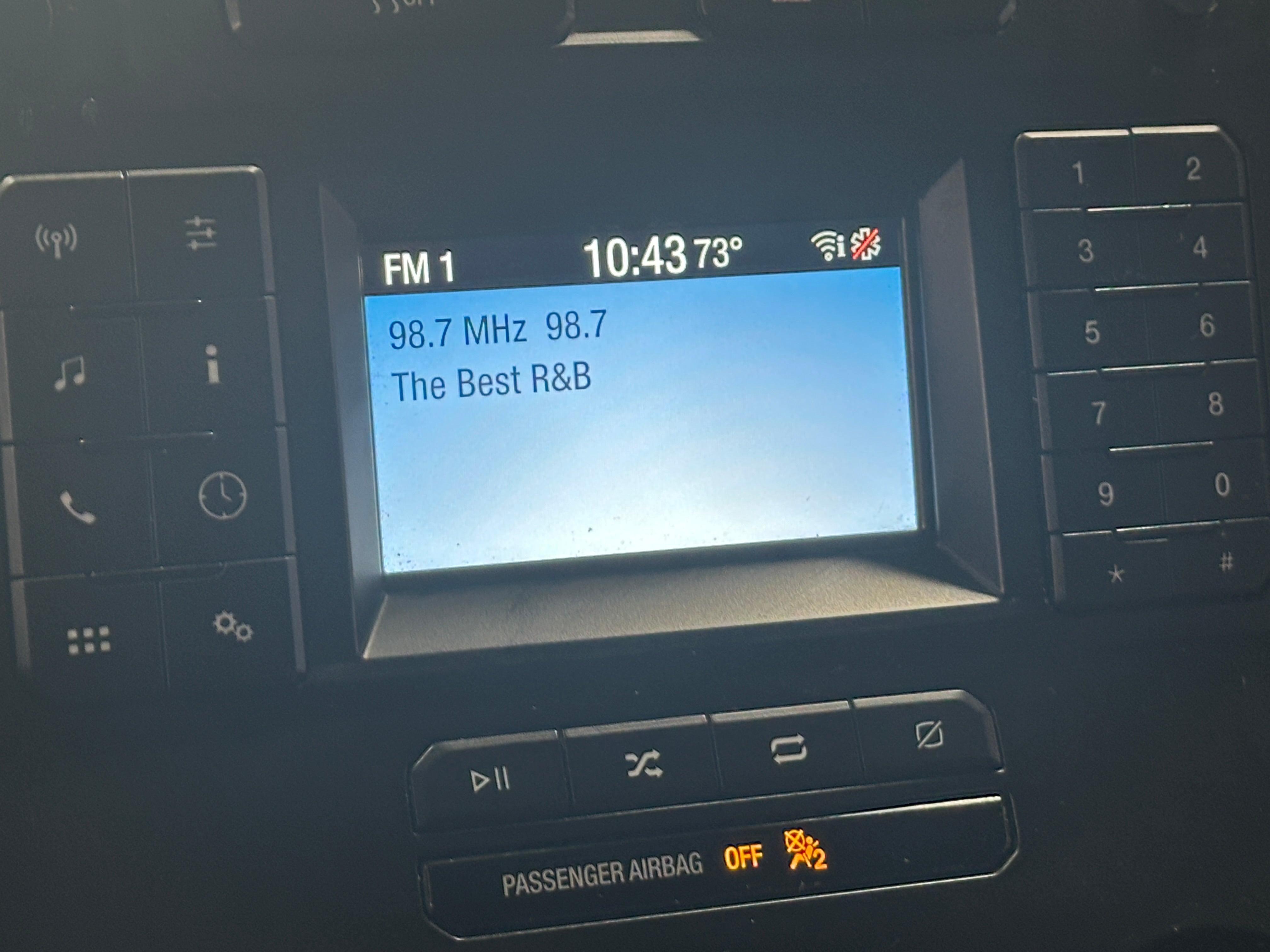 2020 Ford Econoline E-150 4