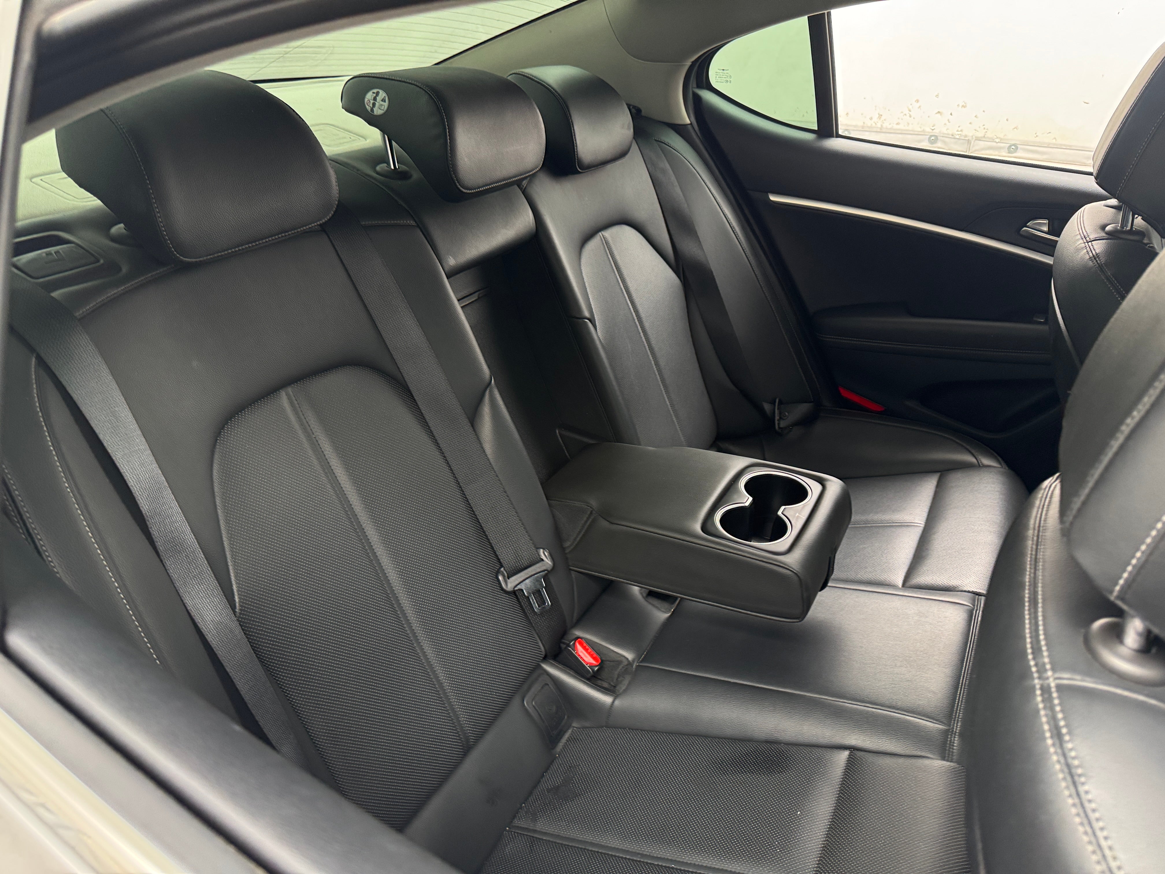 2020 Genesis G70 2.0T 5
