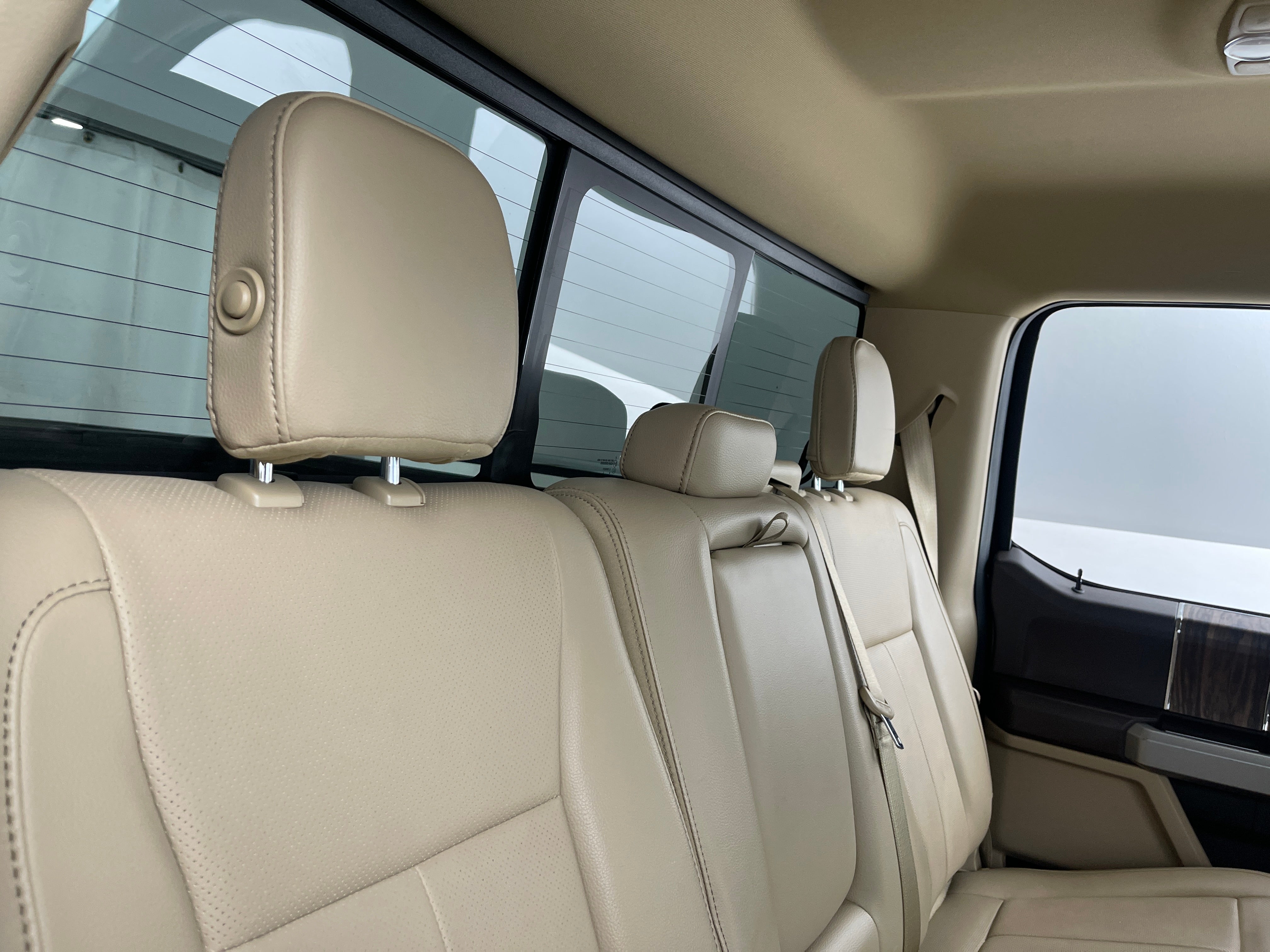 2018 Ford Econoline E-150 5