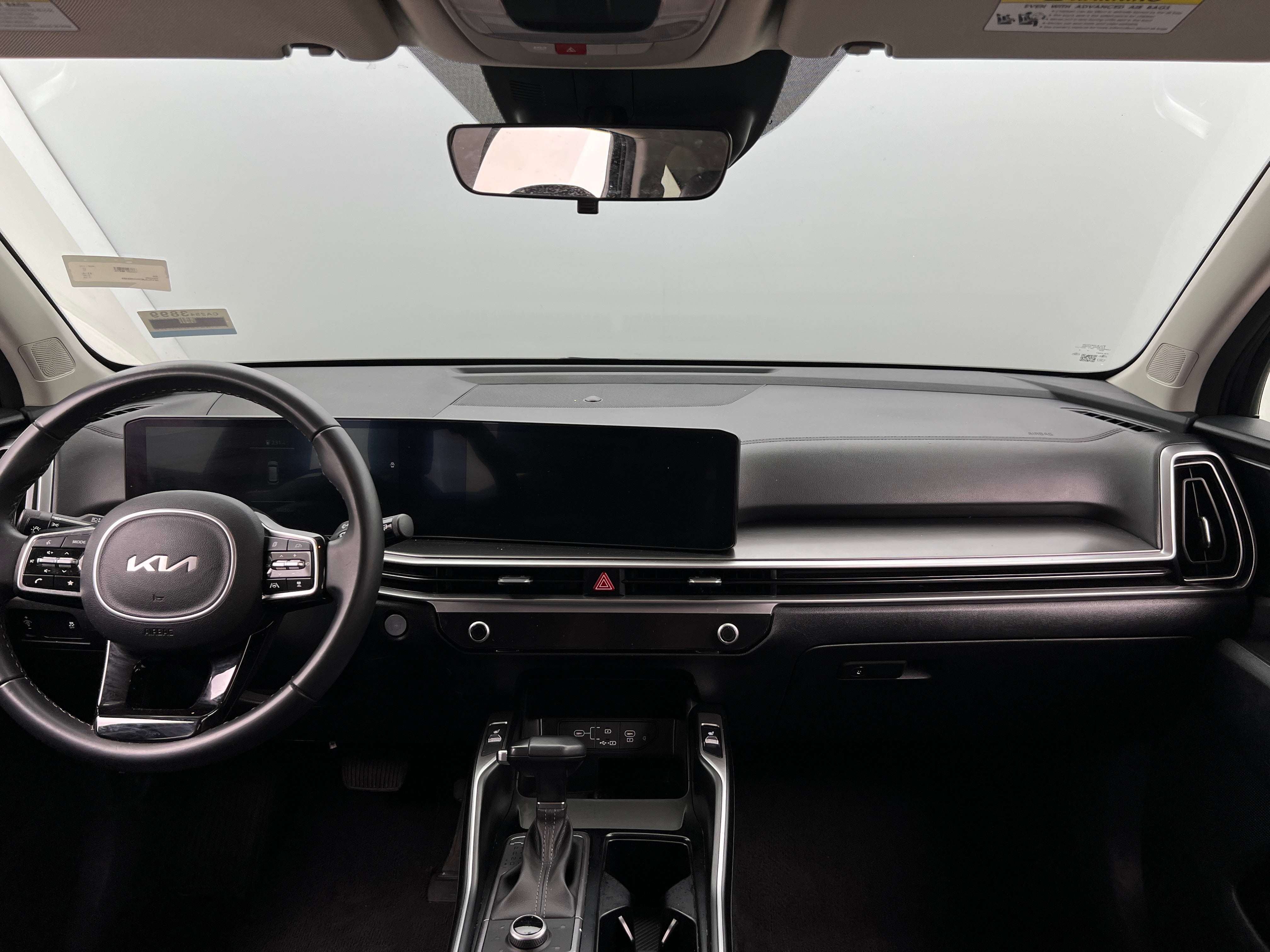 2024 Kia Sorento S 2