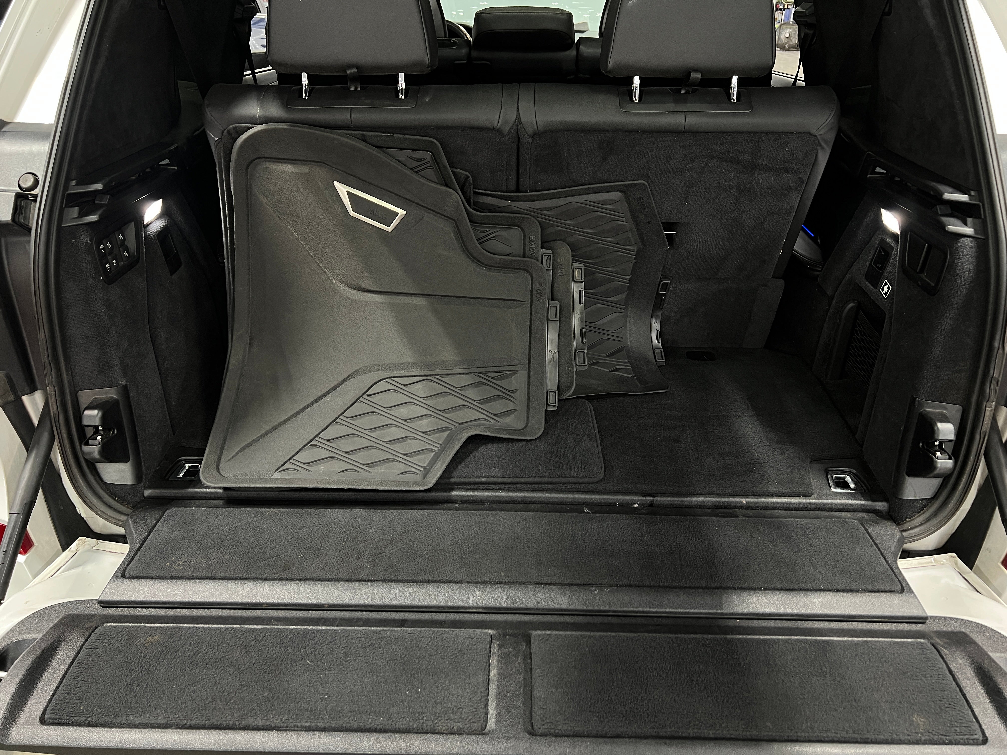 2020 BMW X7 xDrive40i 6