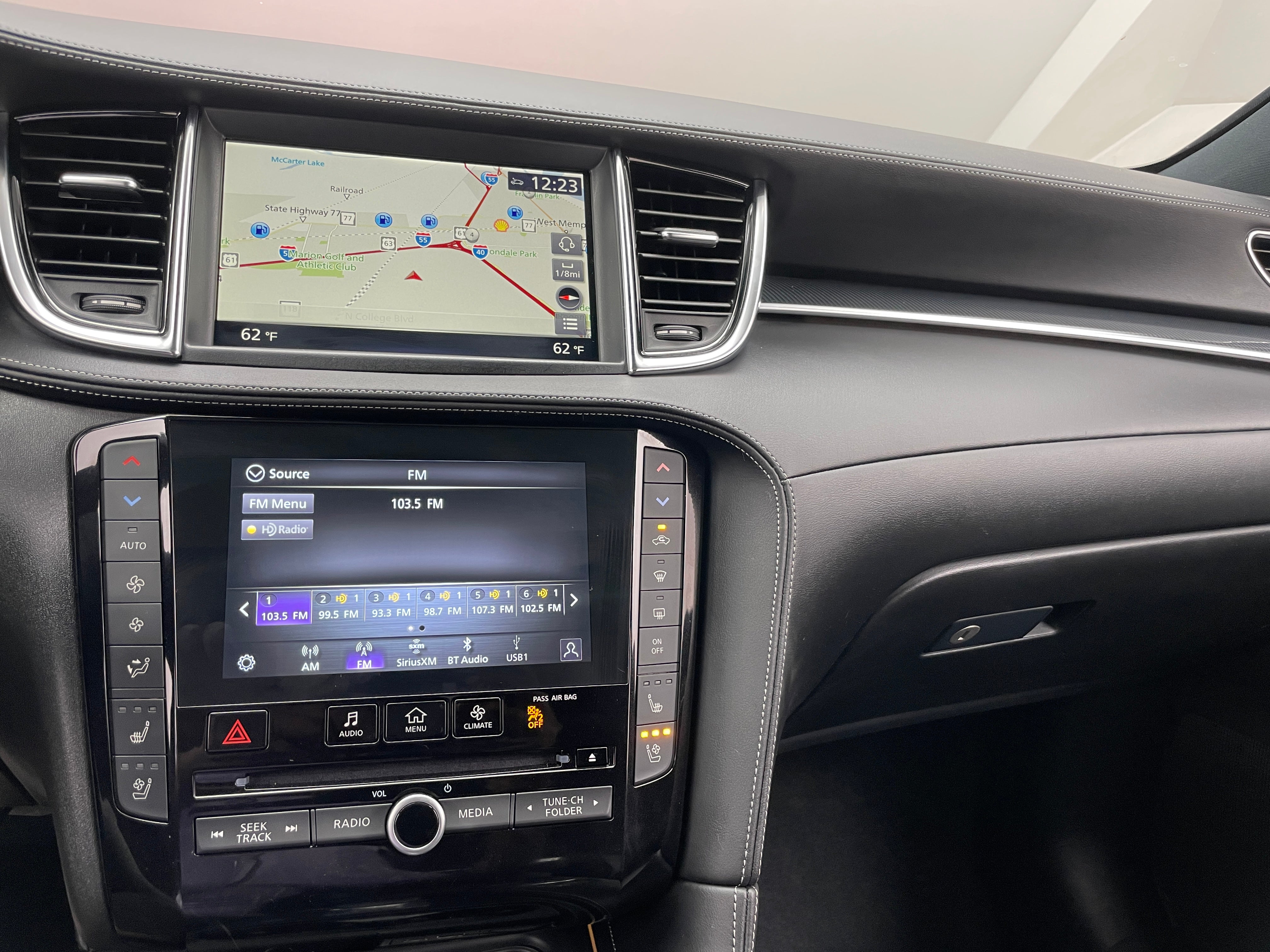 2024 INFINITI QX50 Sport 3