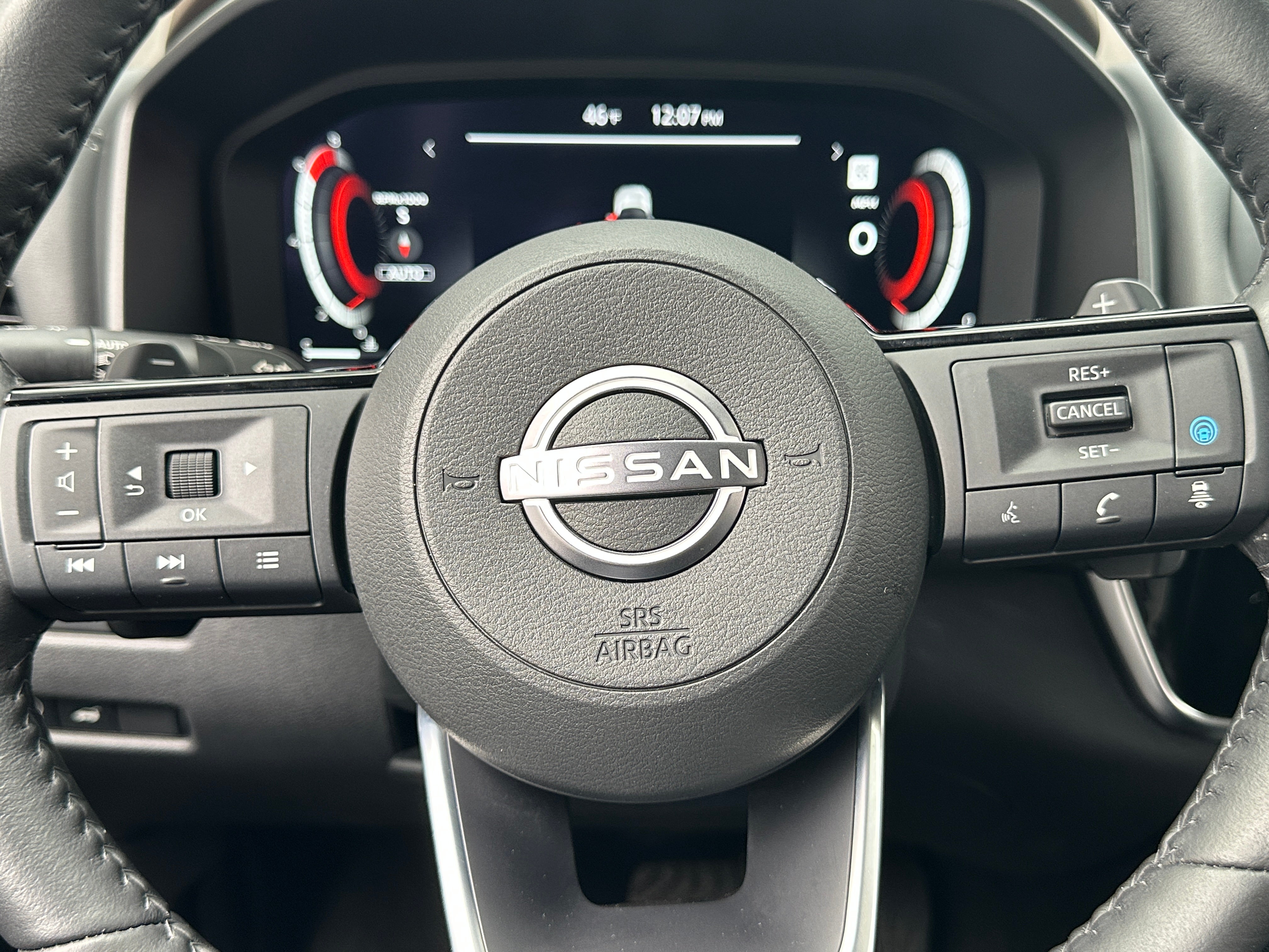 2023 Nissan Rogue Platinum 4
