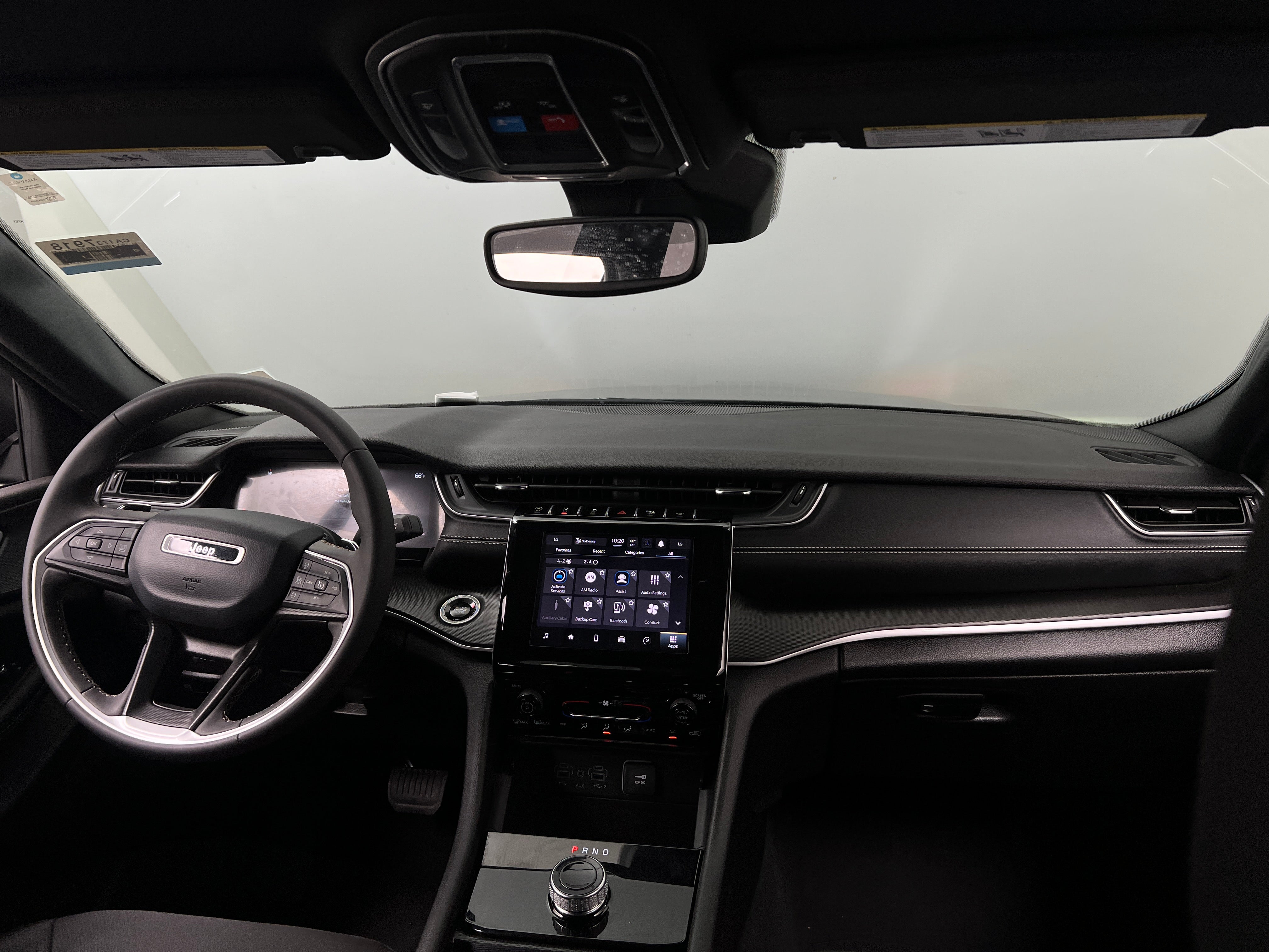 2024 Jeep Grand Cherokee L Laredo 3