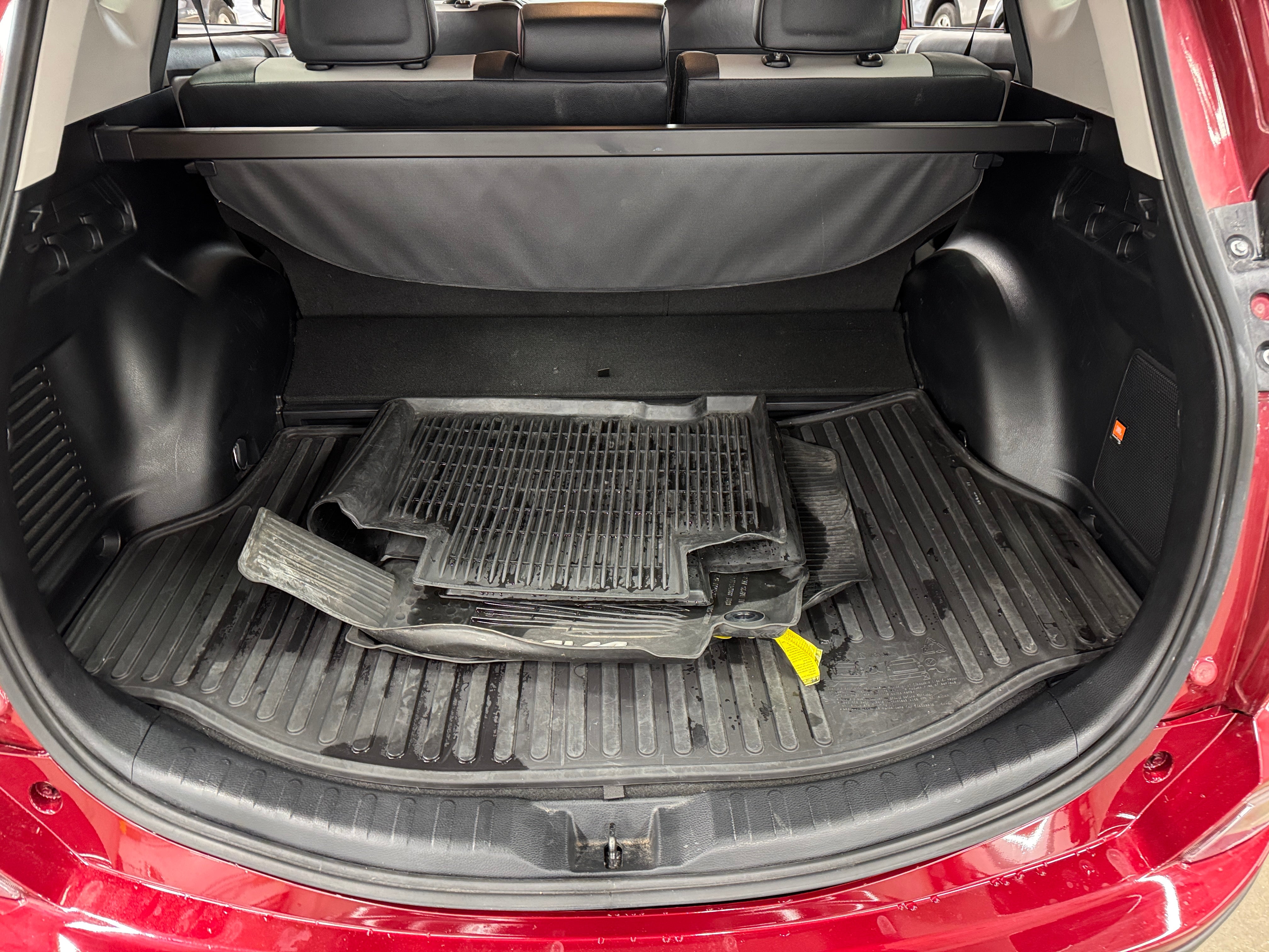 2018 Toyota RAV4 Limited 6