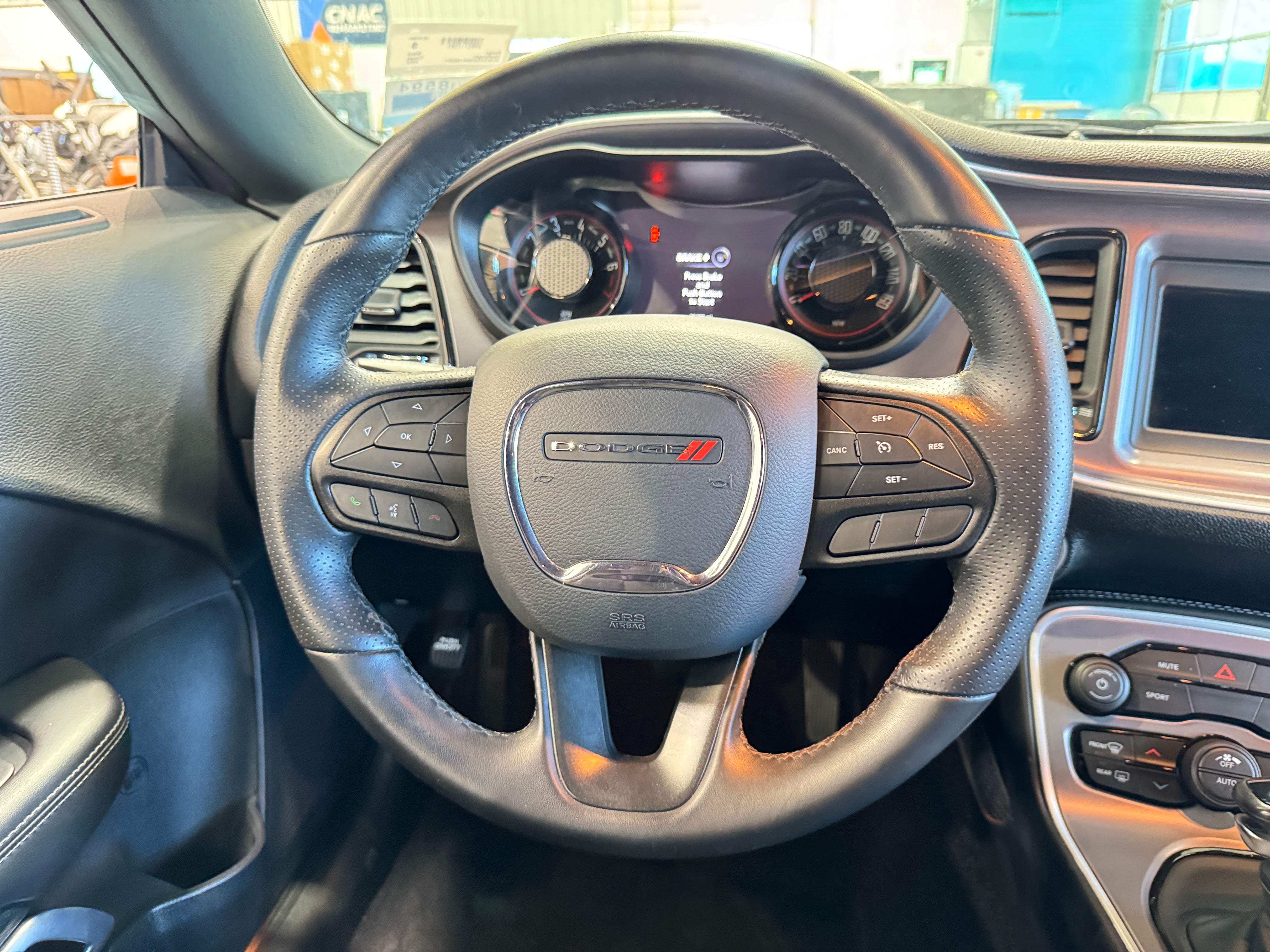 2022 Dodge Challenger SXT 3
