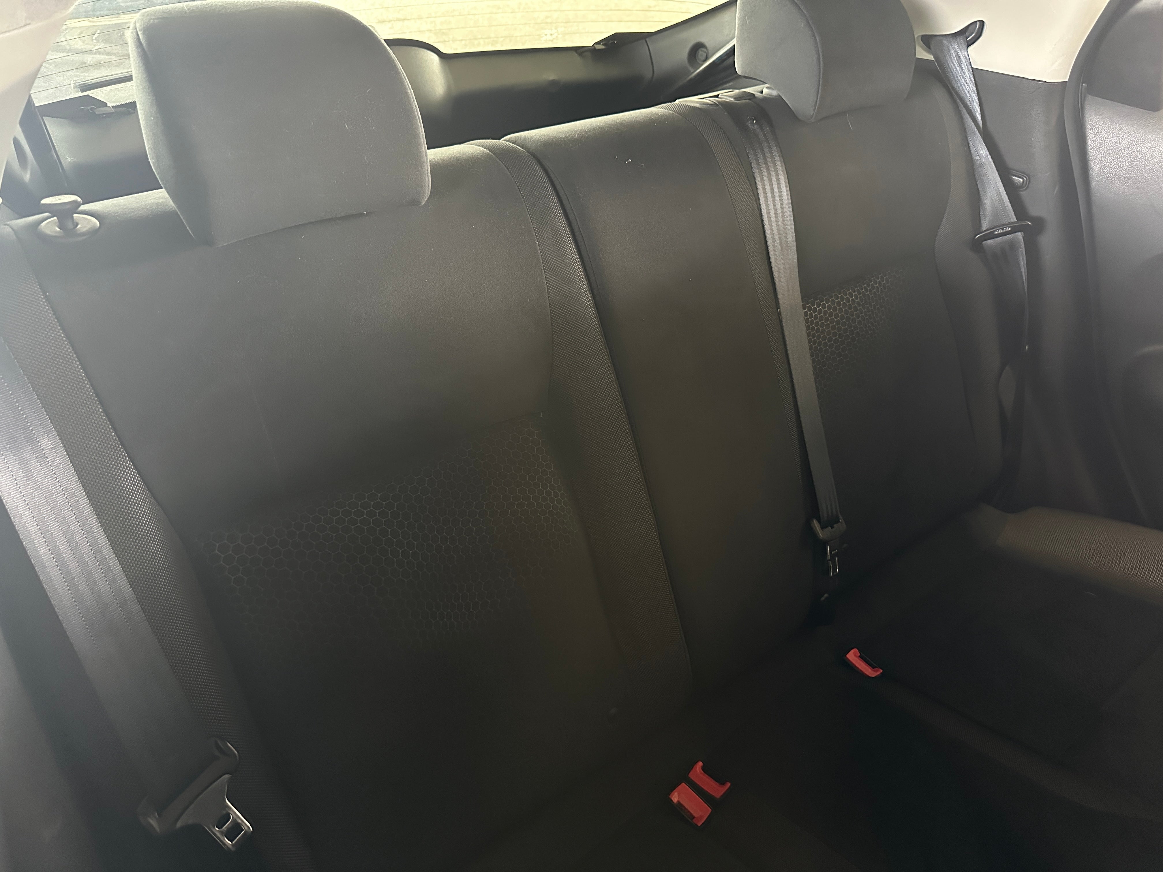 2015 Nissan Juke SV 6