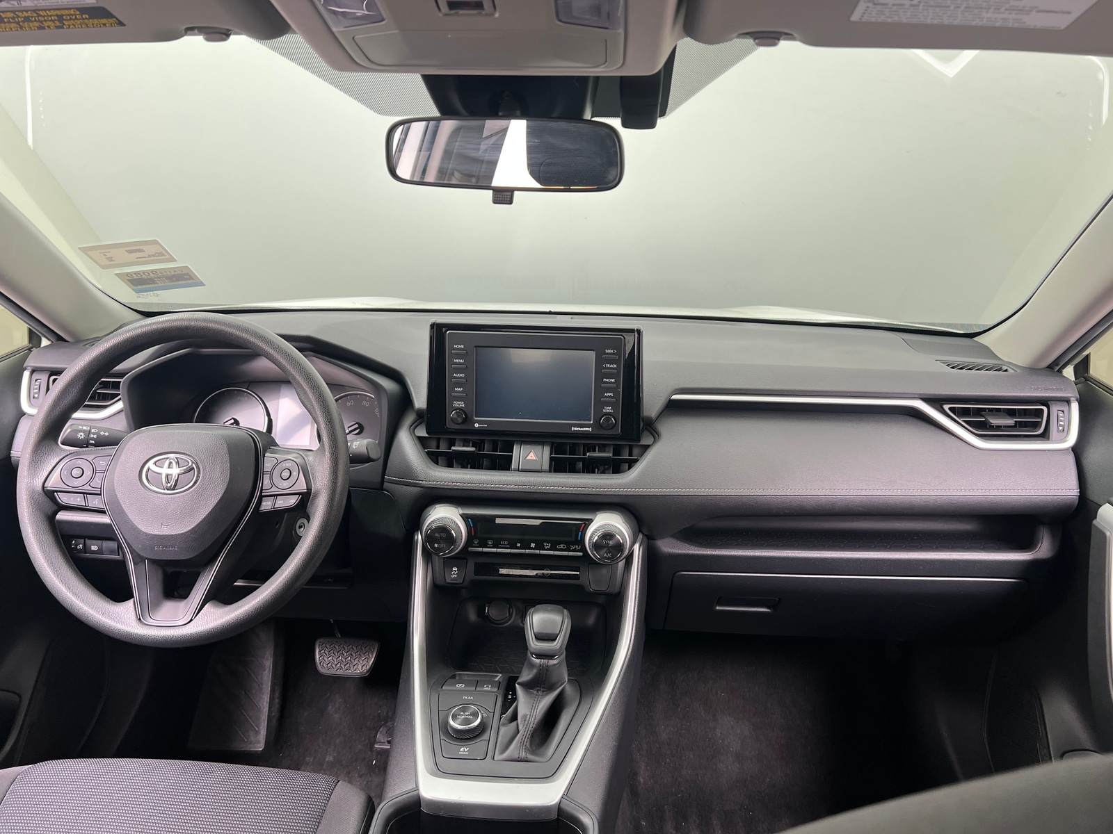 Thumbnail: 2020 Toyota RAV4 - 3