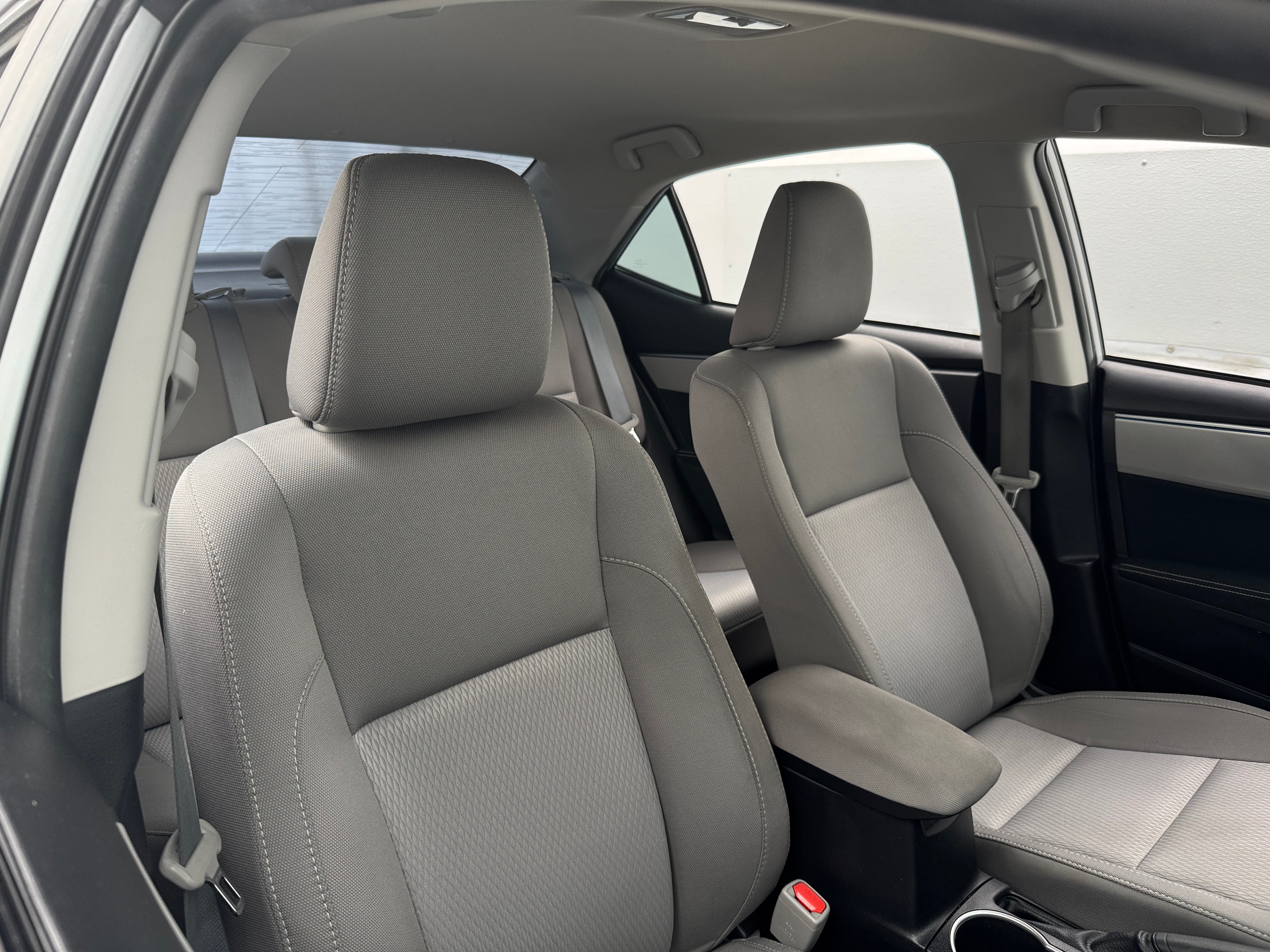2015 Toyota Corolla LE 2