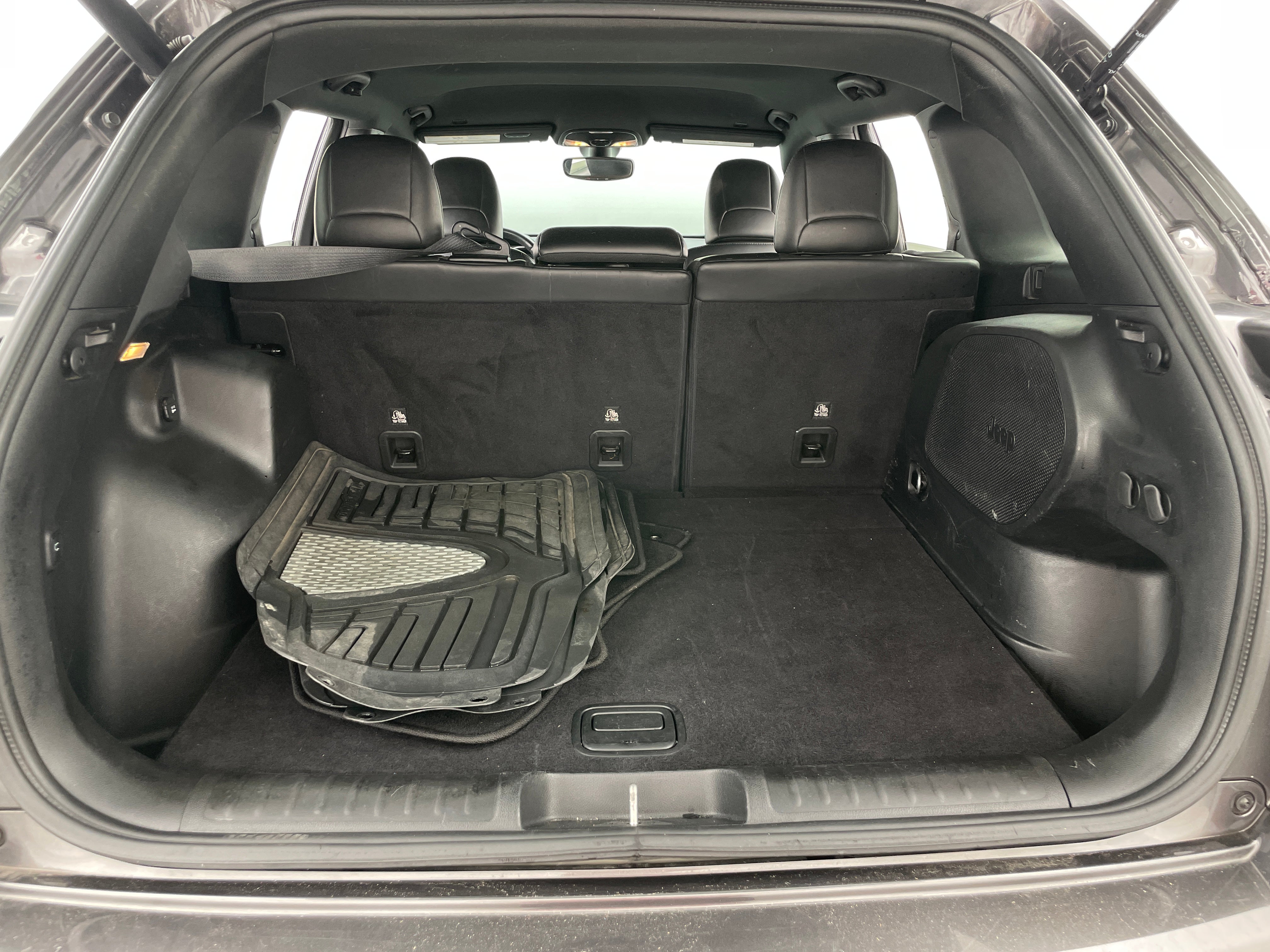 2019 Jeep Cherokee High Altitude 6