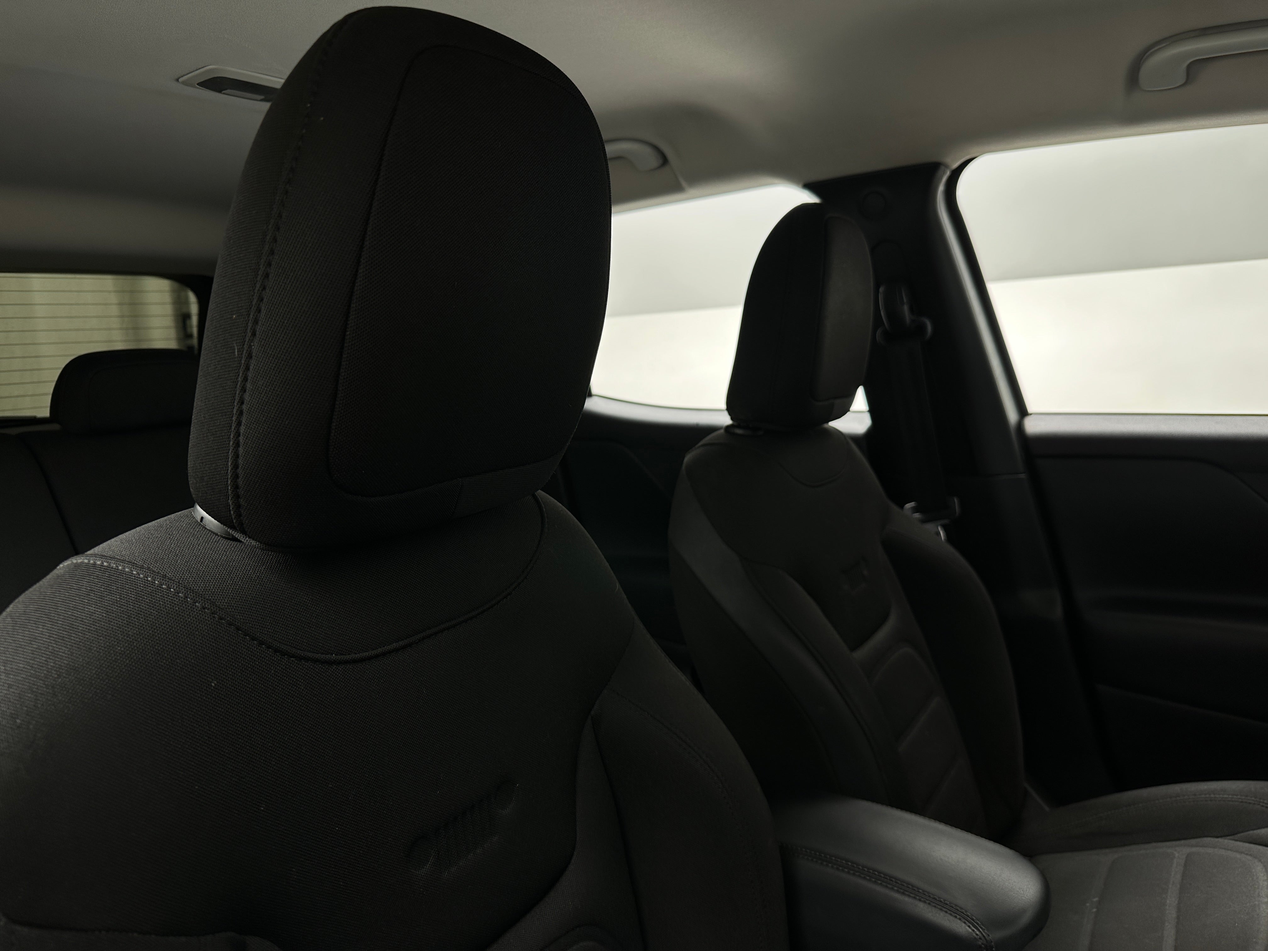2017 Jeep Renegade Altitude 2