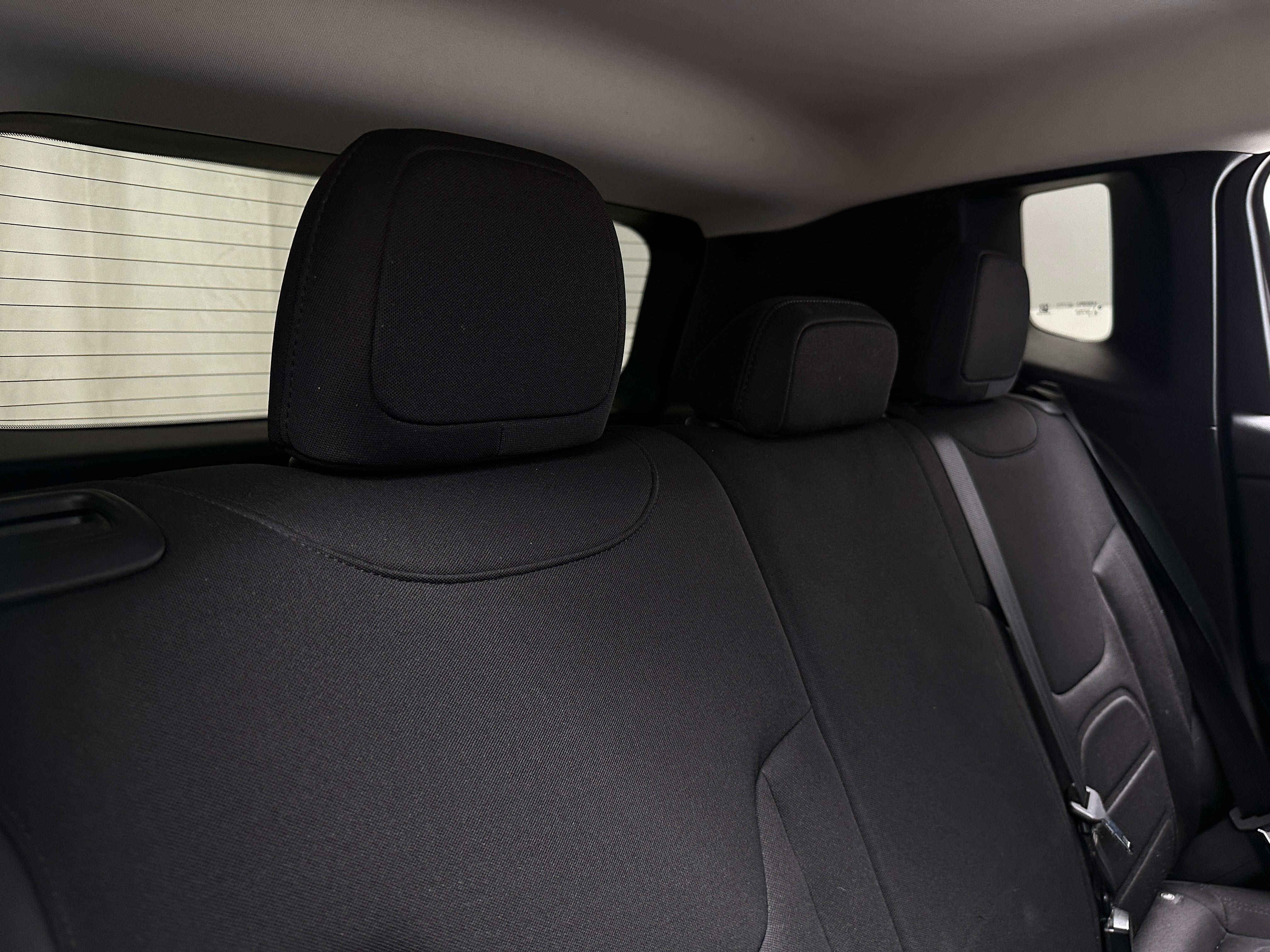 2017 Jeep Renegade Altitude 6