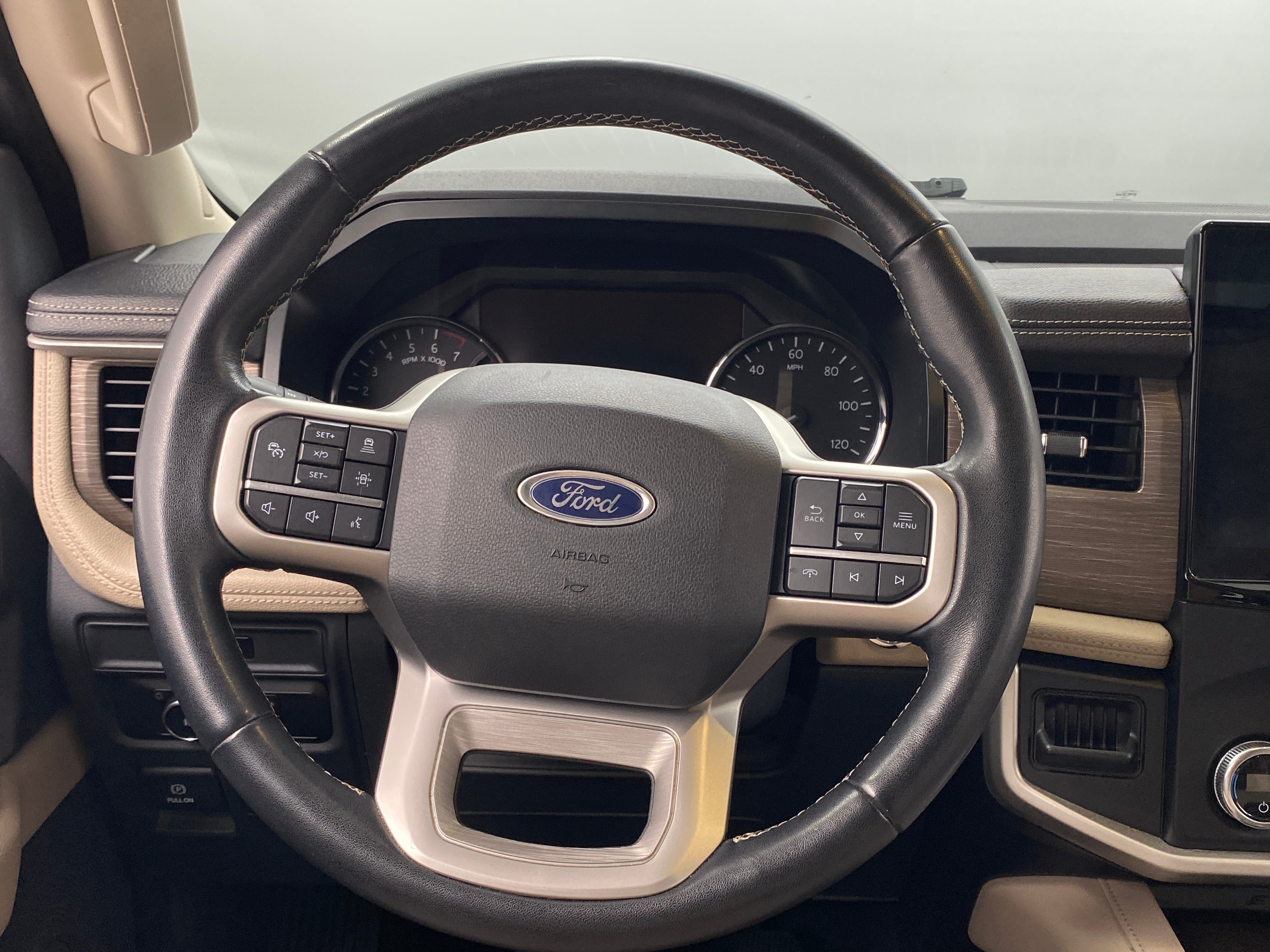 2023 Ford Expedition Limited 4