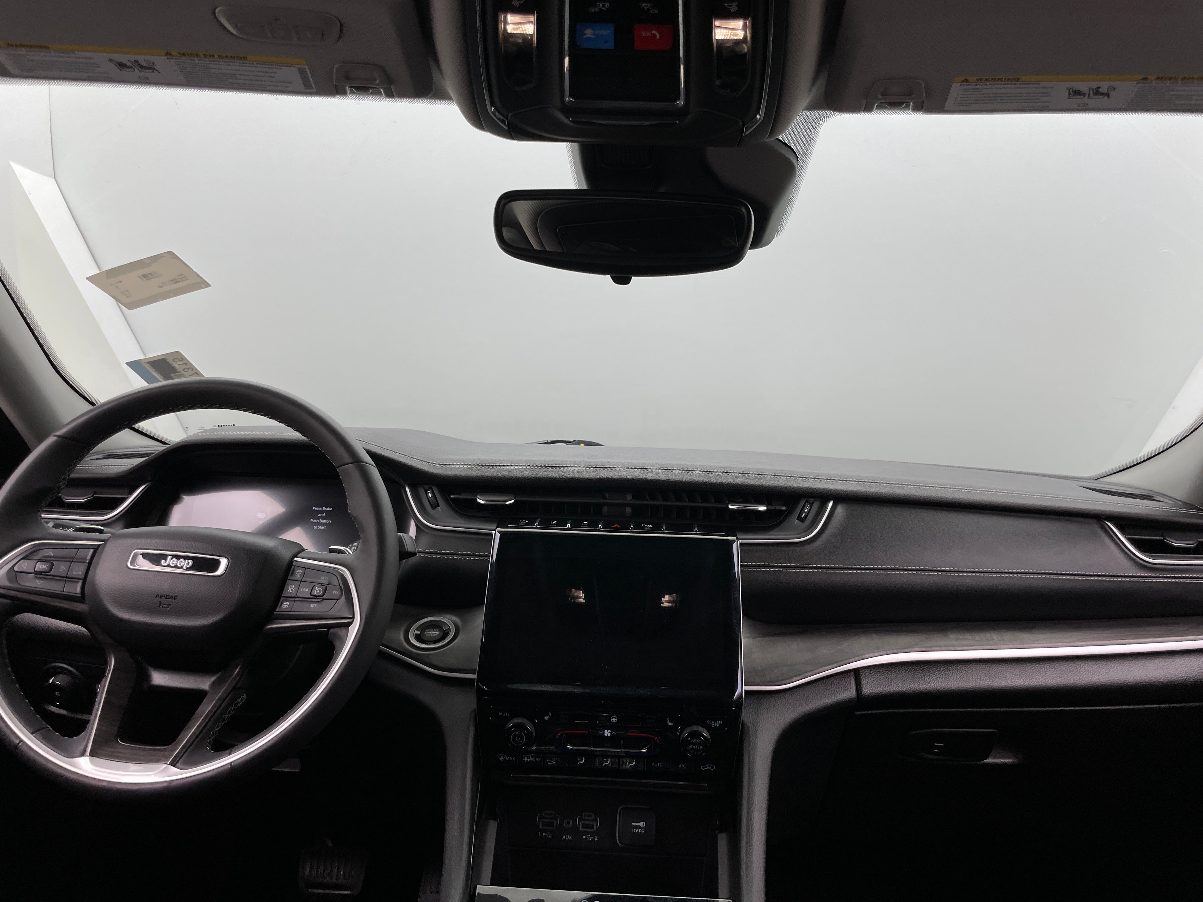 2023 Jeep Grand Cherokee L Limited Edition 2