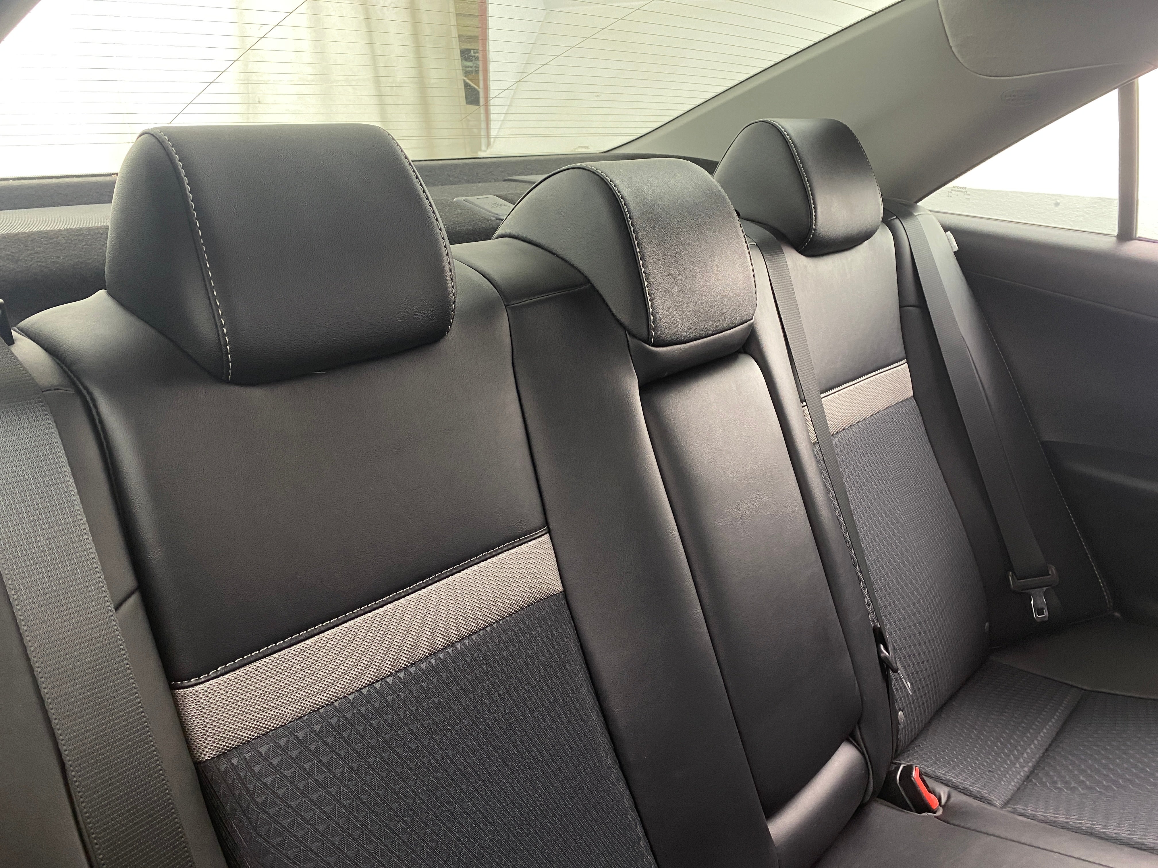 2012 Toyota Camry SE 6