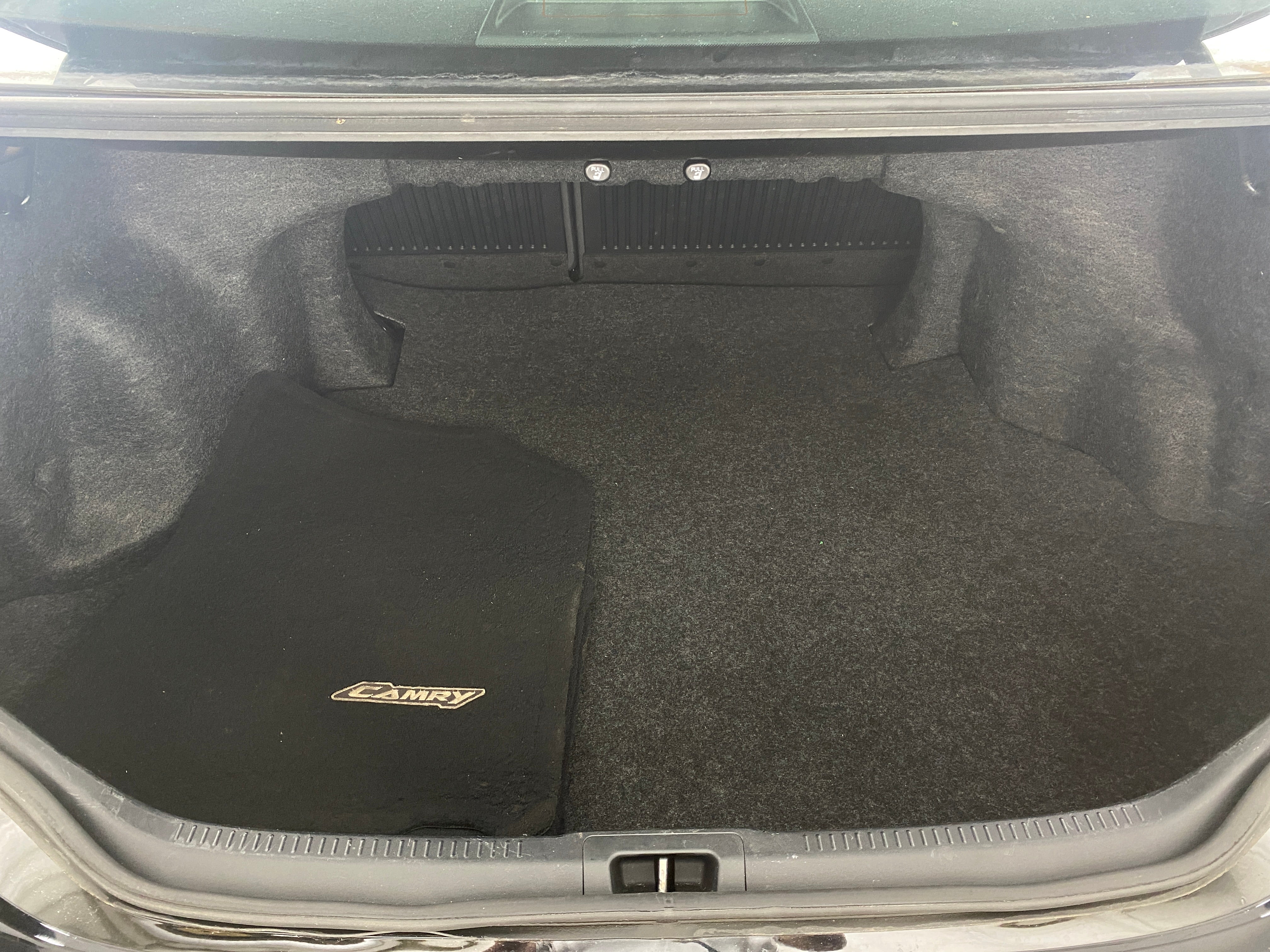 2012 Toyota Camry SE 7