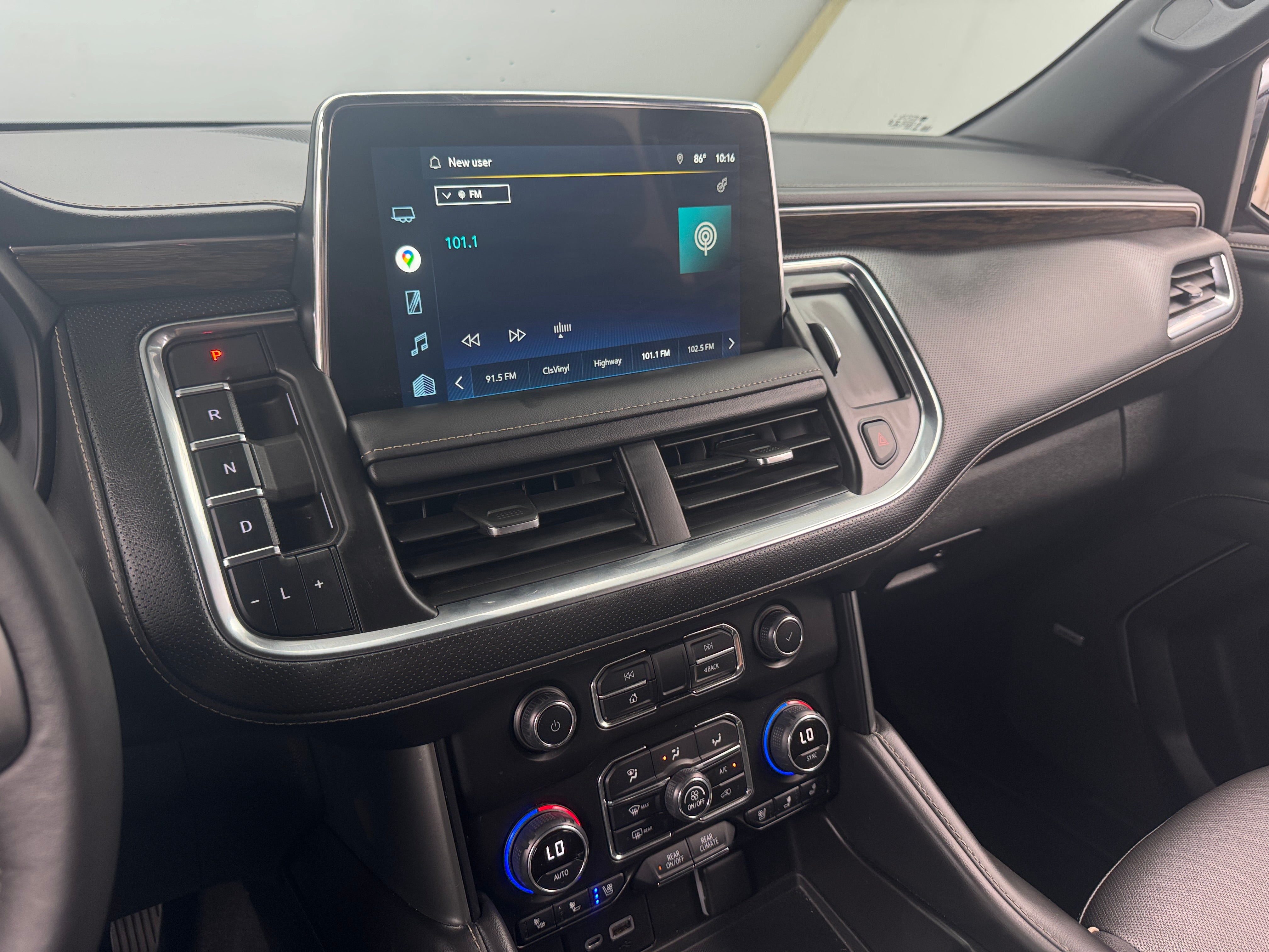 2022 Chevrolet Suburban Premier 3