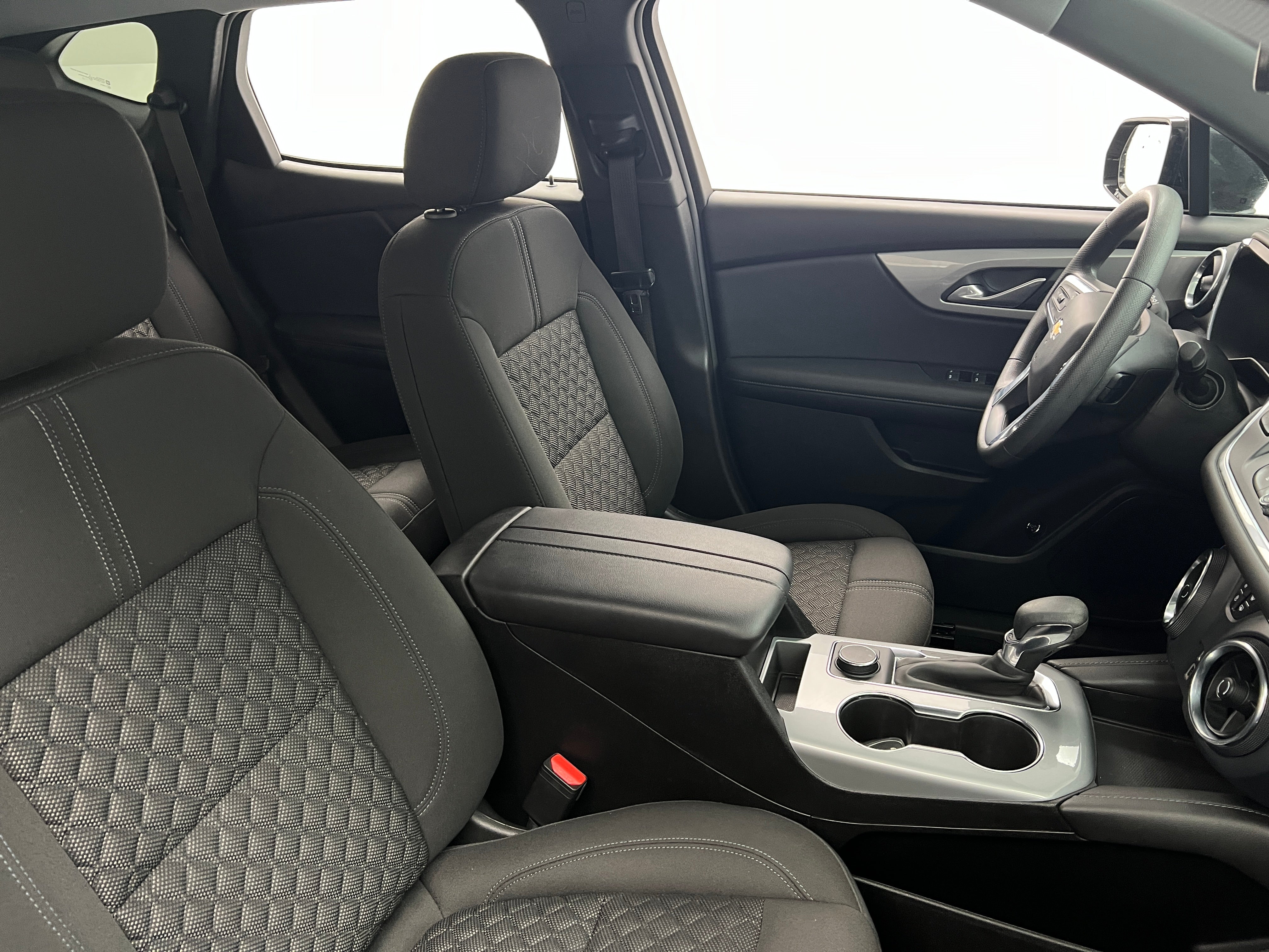 2022 Chevrolet Blazer  2