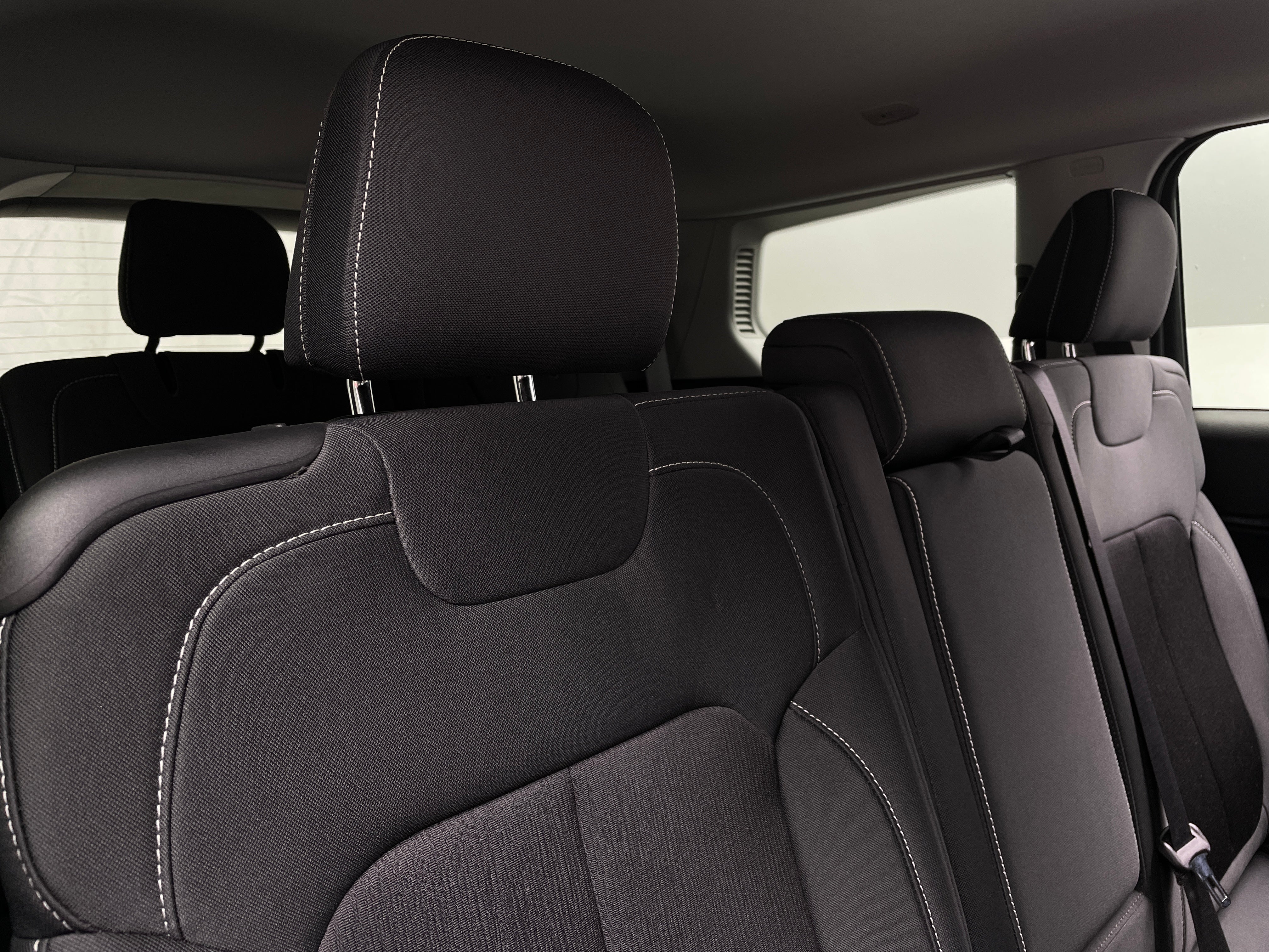 2021 Jeep Grand Cherokee L Laredo 6