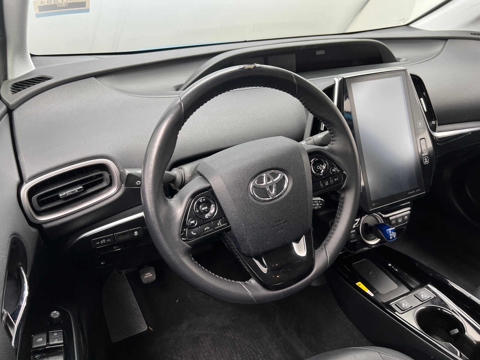 Thumbnail: 2020 Toyota Prius Prime - 4