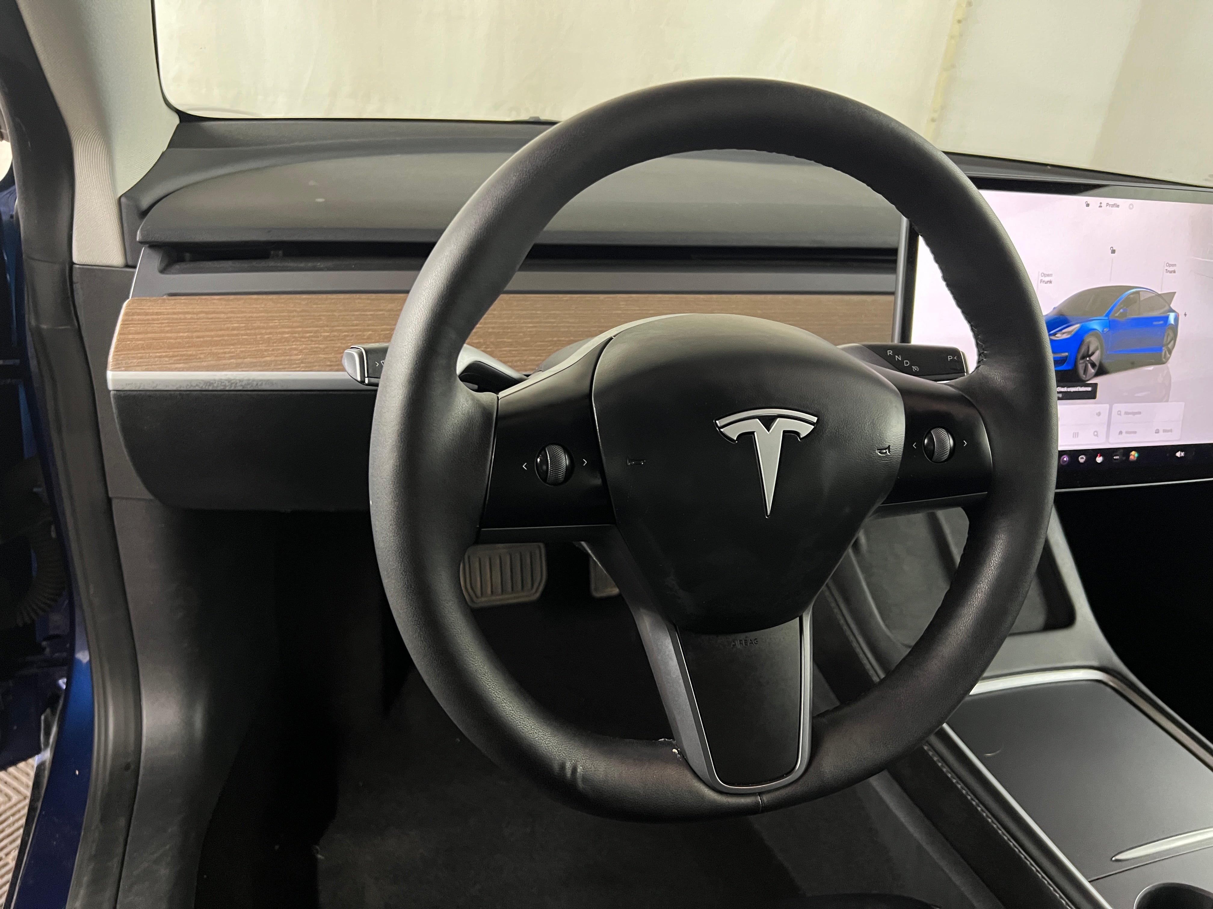 2023 Tesla Model 3 Standard Range 4