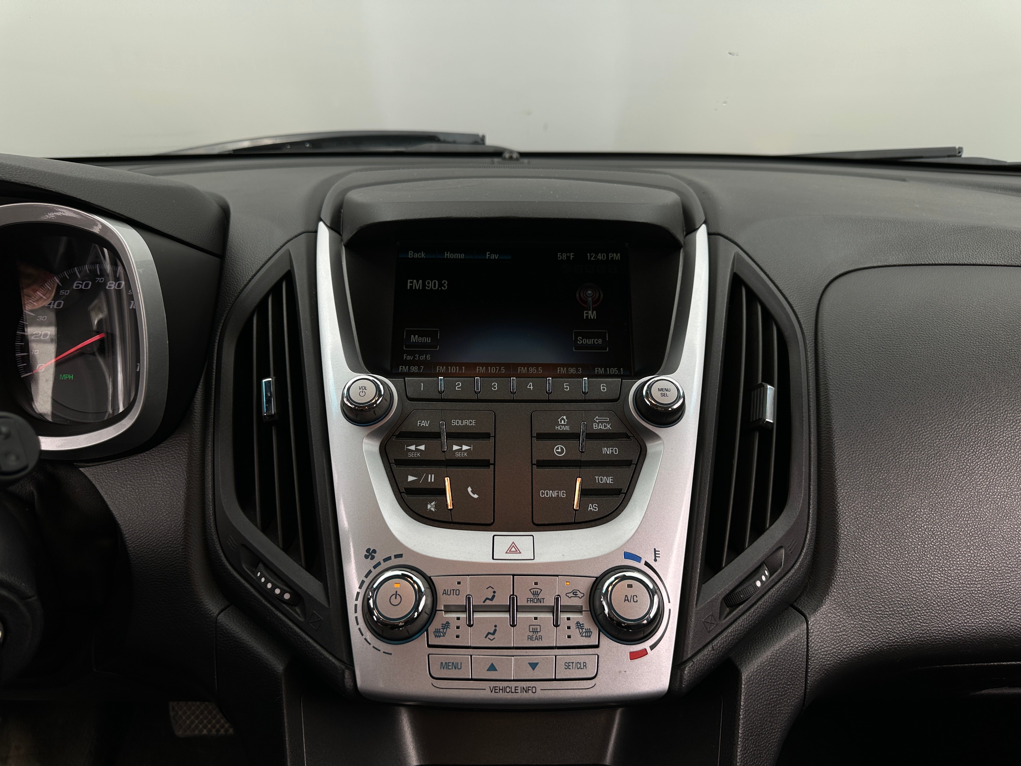 2017 Chevrolet Equinox LT 4