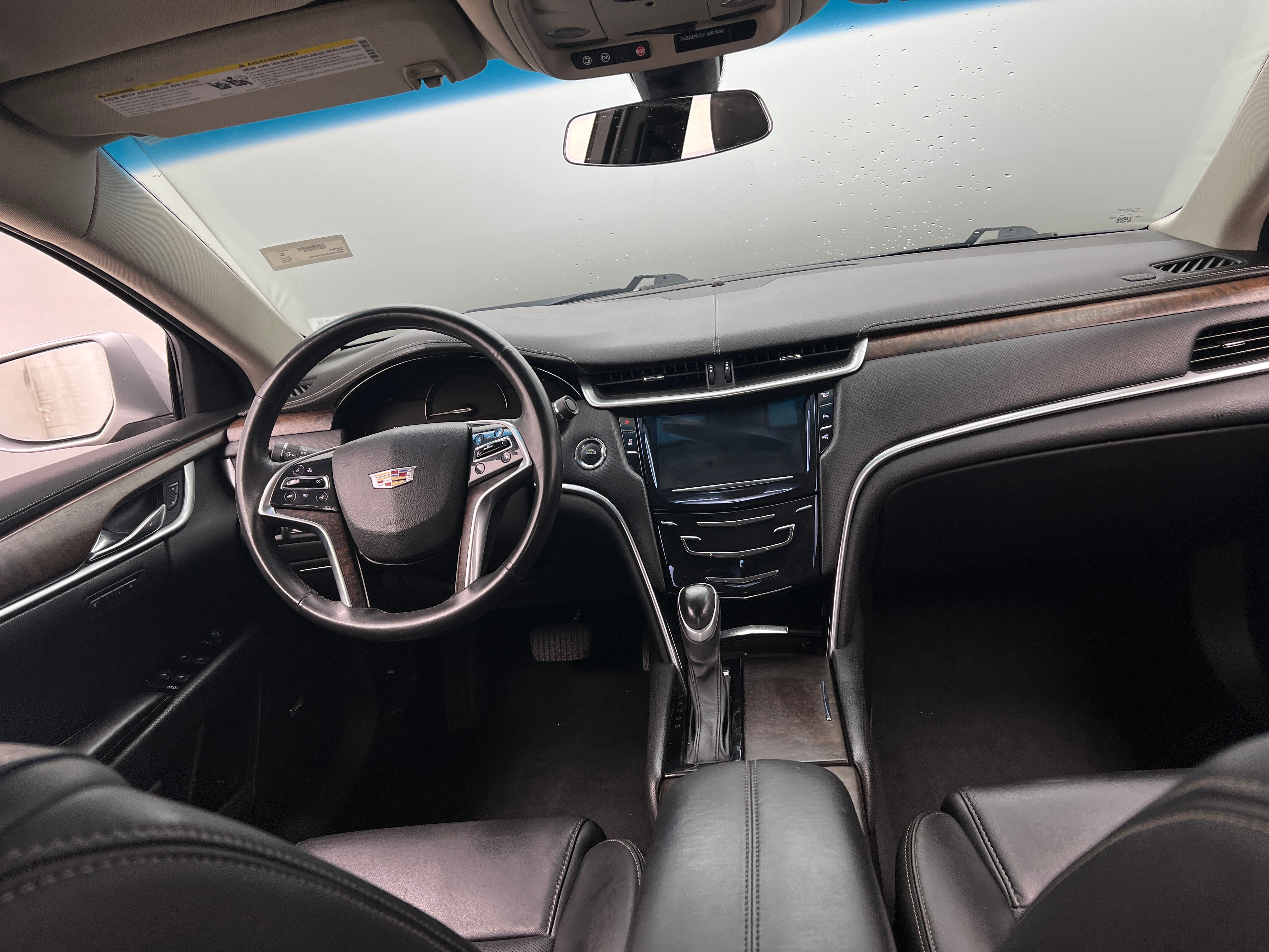 2018 Cadillac XTS Luxury 2