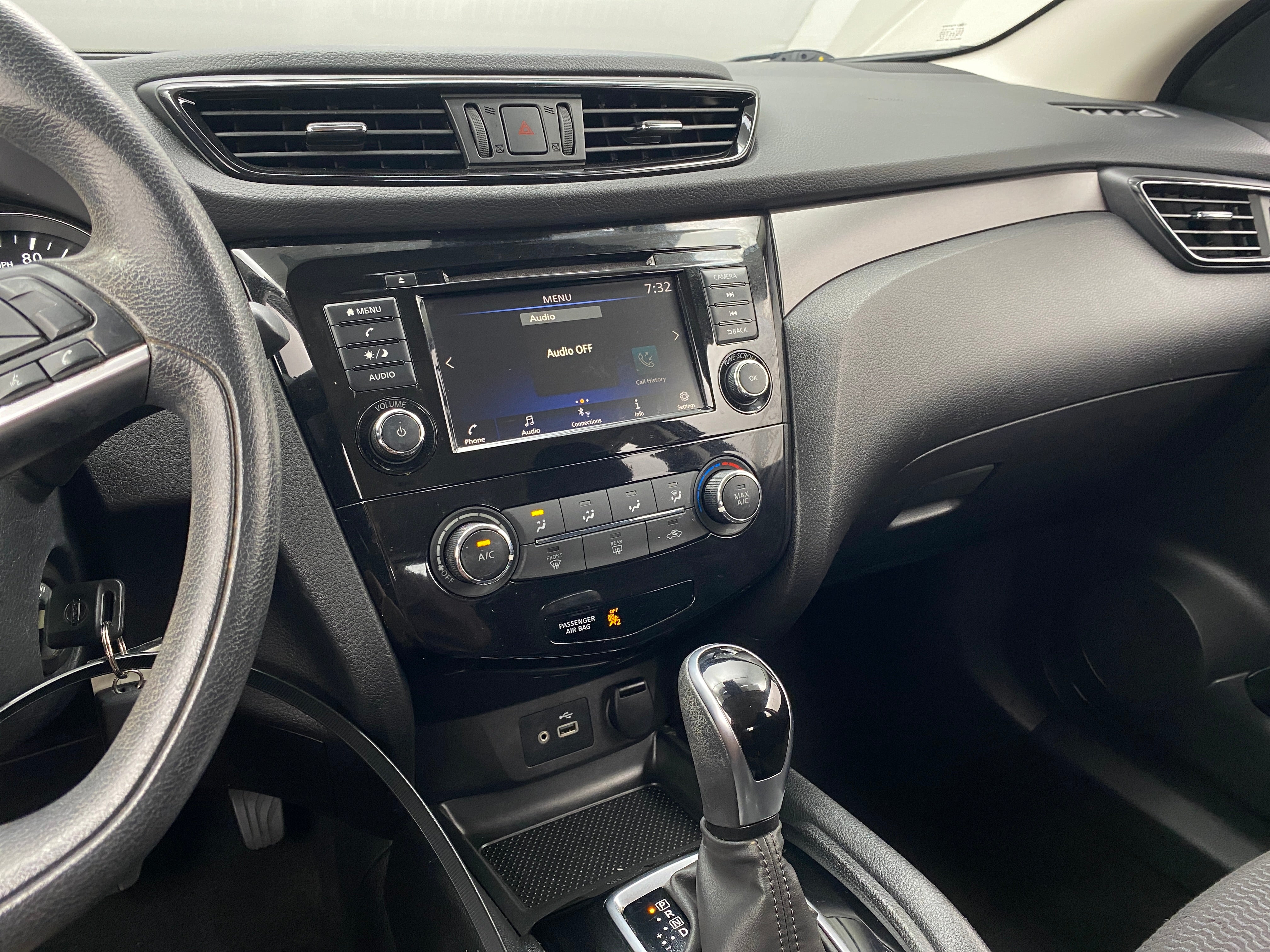 2020 Nissan Rogue Sport S 4