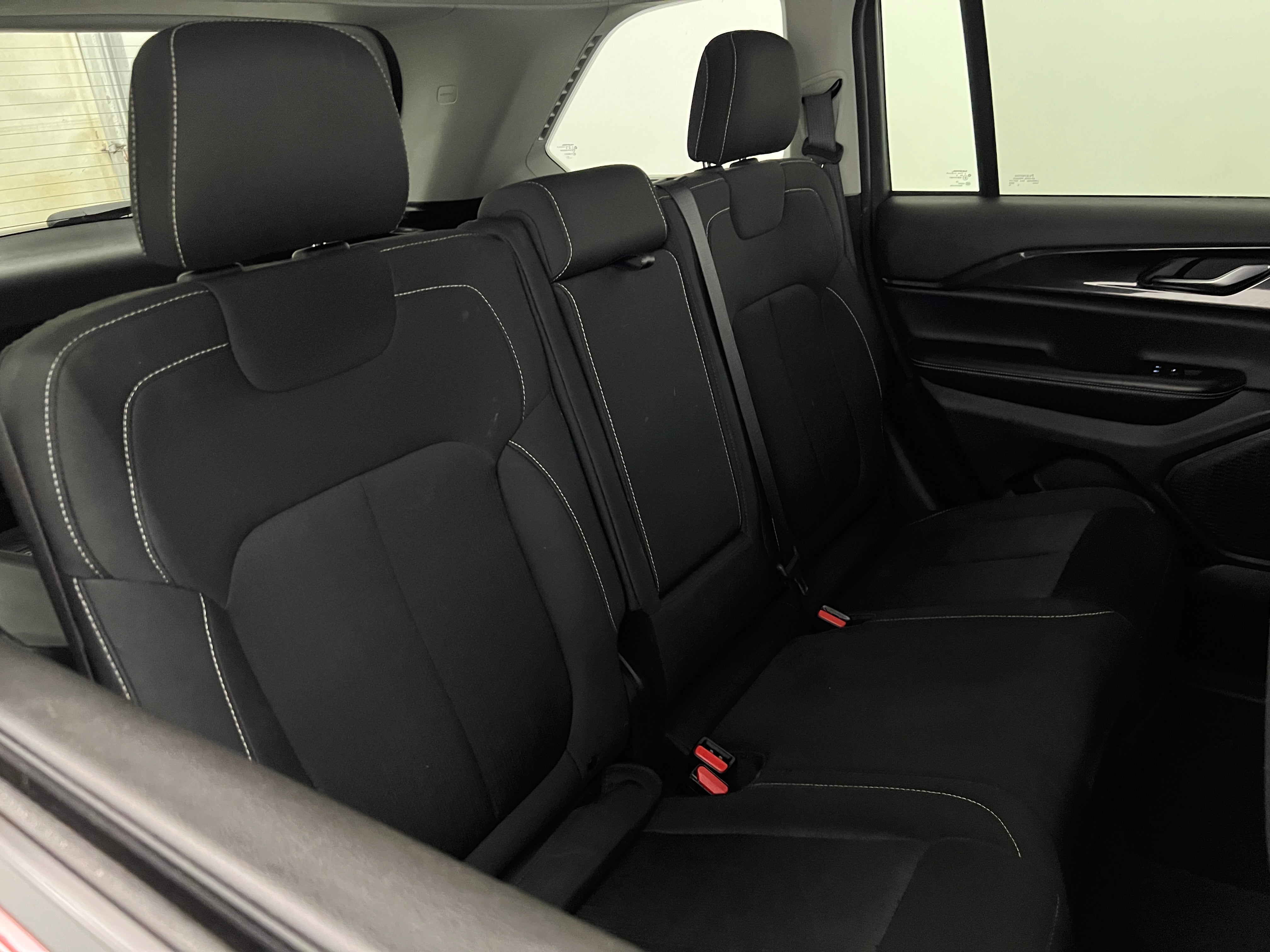 2023 Jeep Grand Cherokee Laredo 6