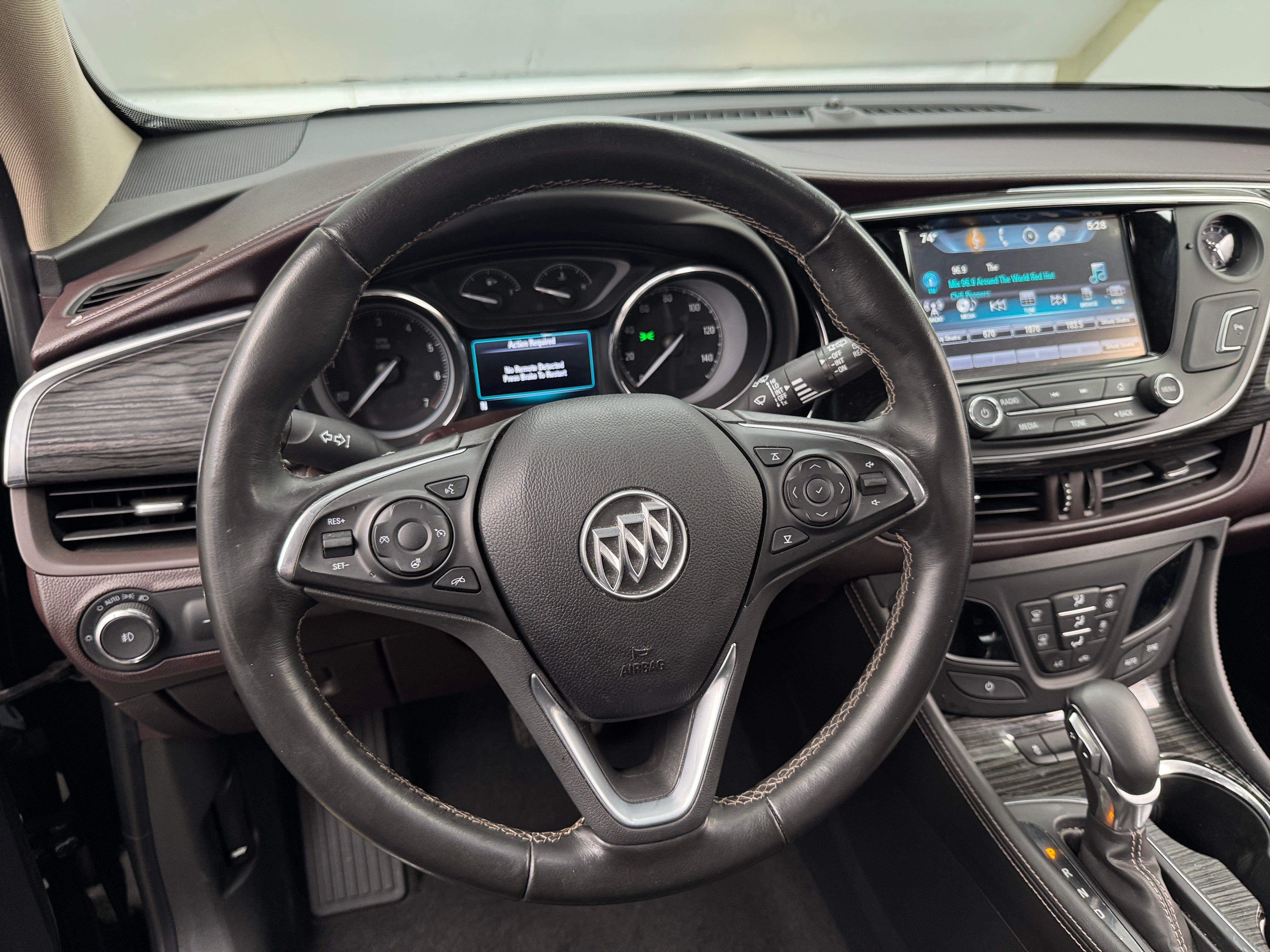 2017 Buick Envision Essence 4