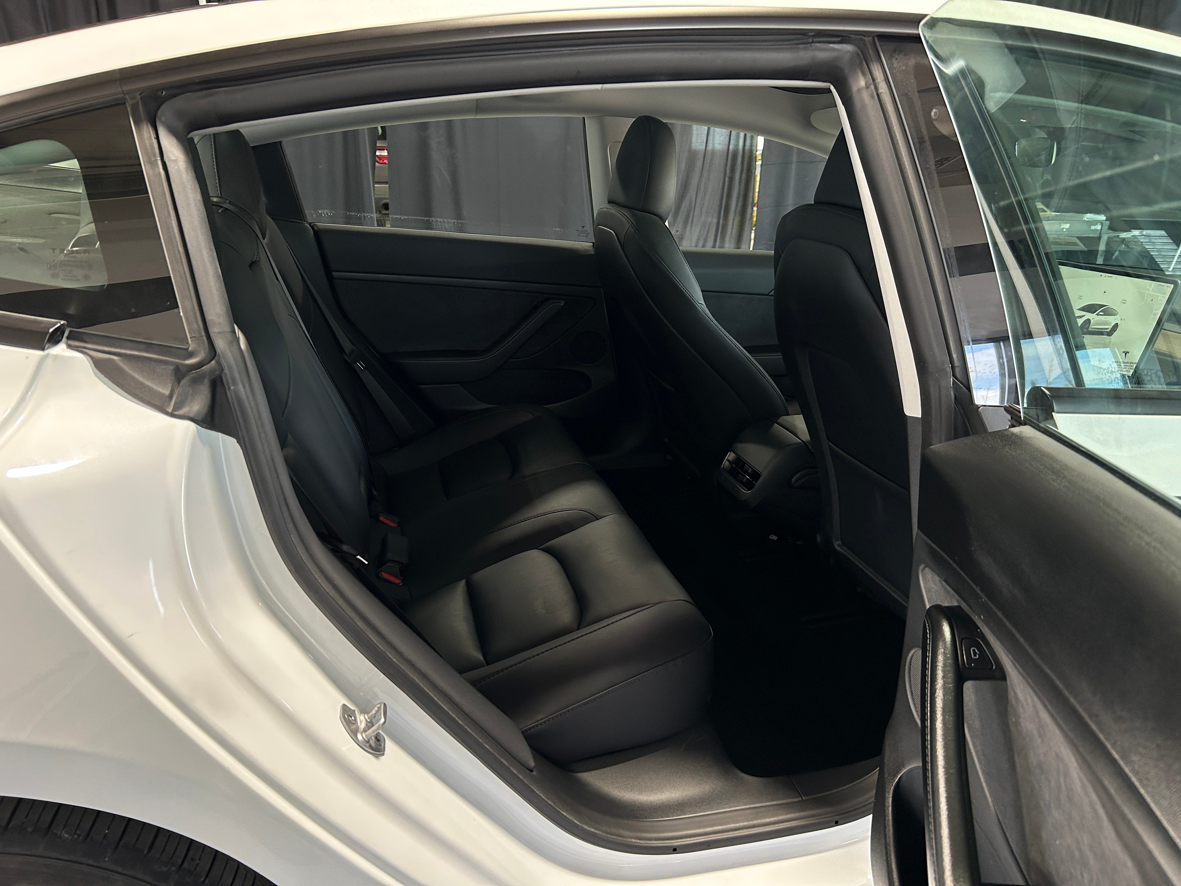 2023 Tesla Model 3 Standard Range 5