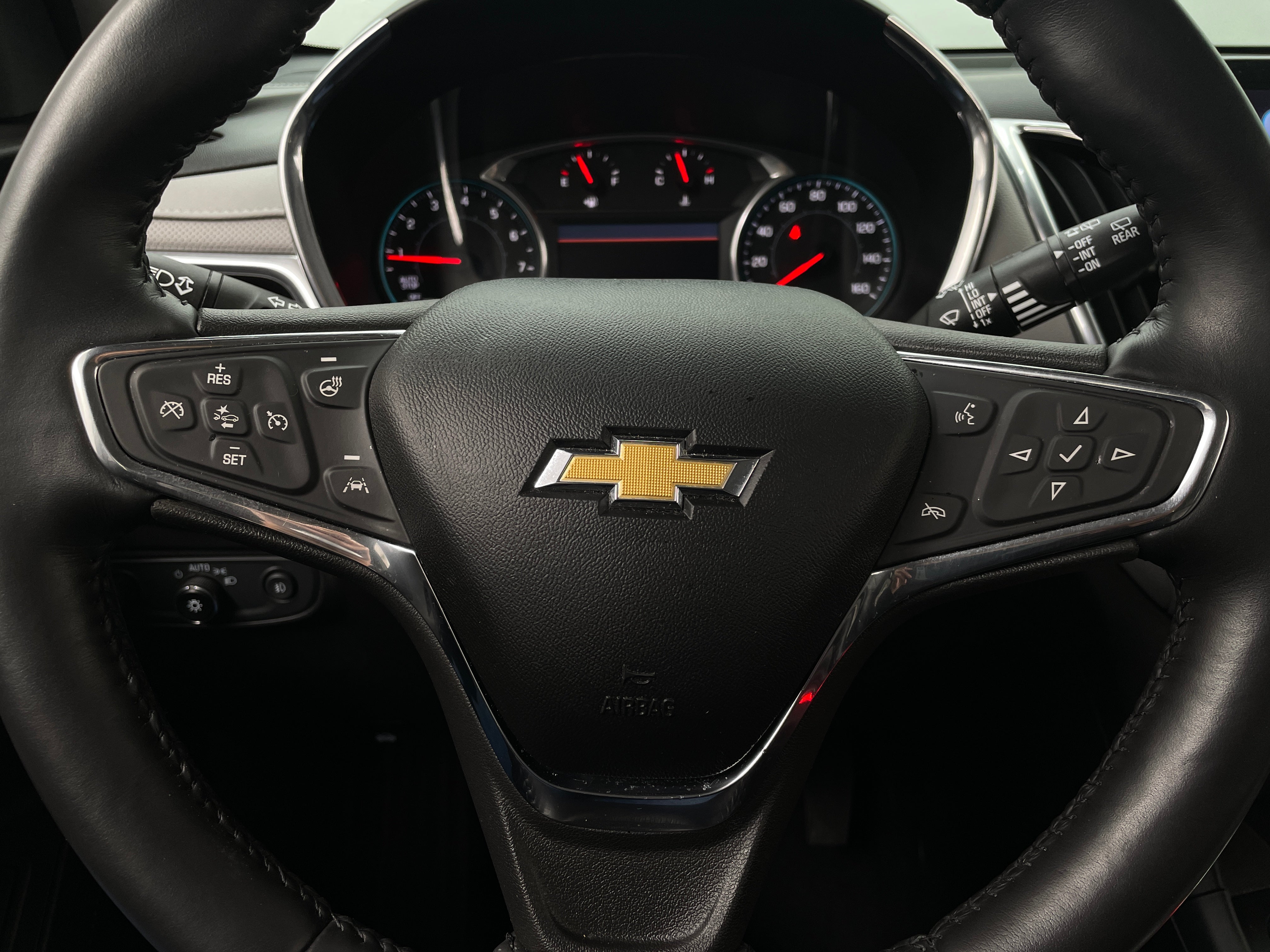 2020 Chevrolet Equinox Premier 4