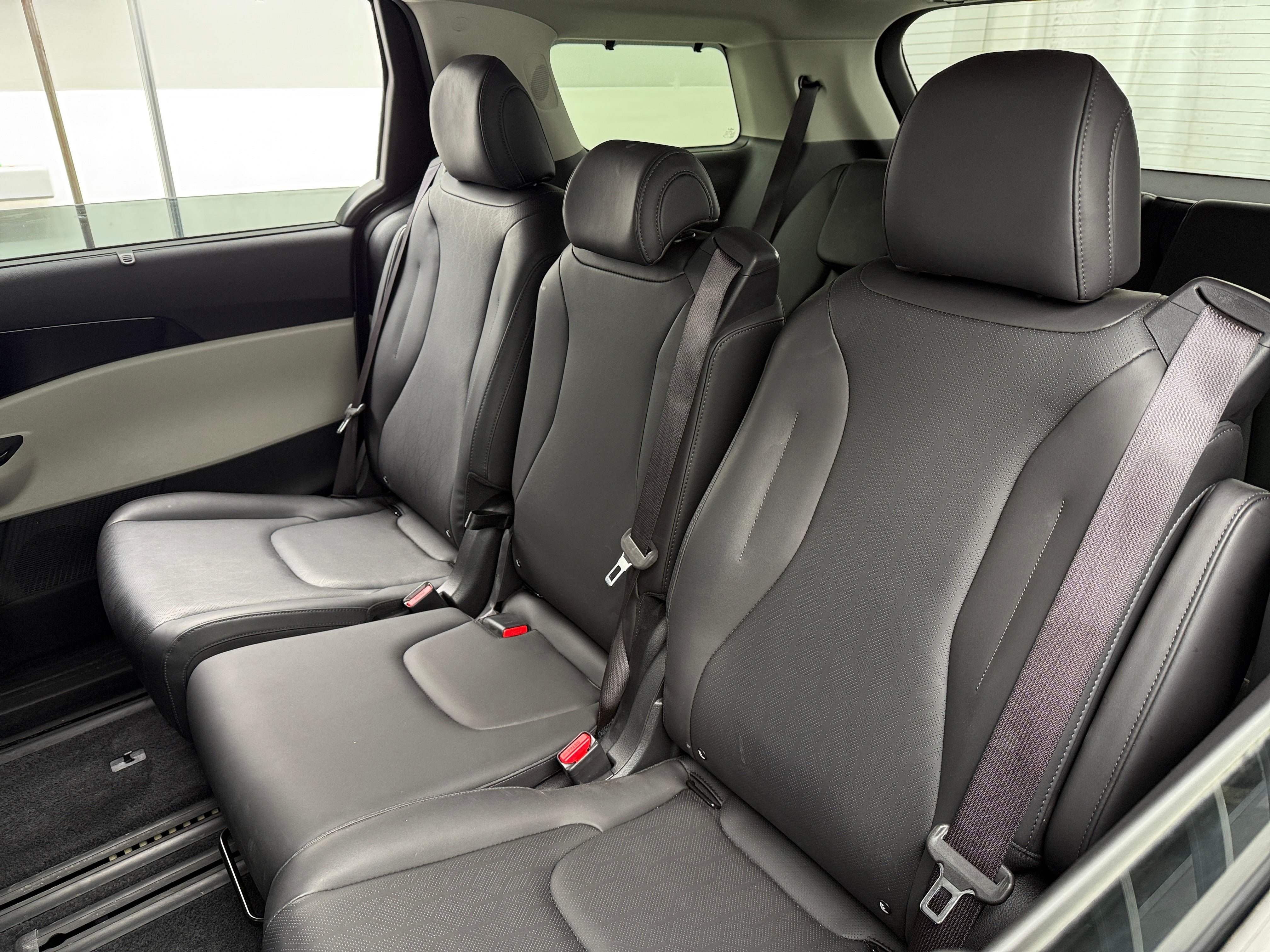 2023 Kia Carnival EX 5