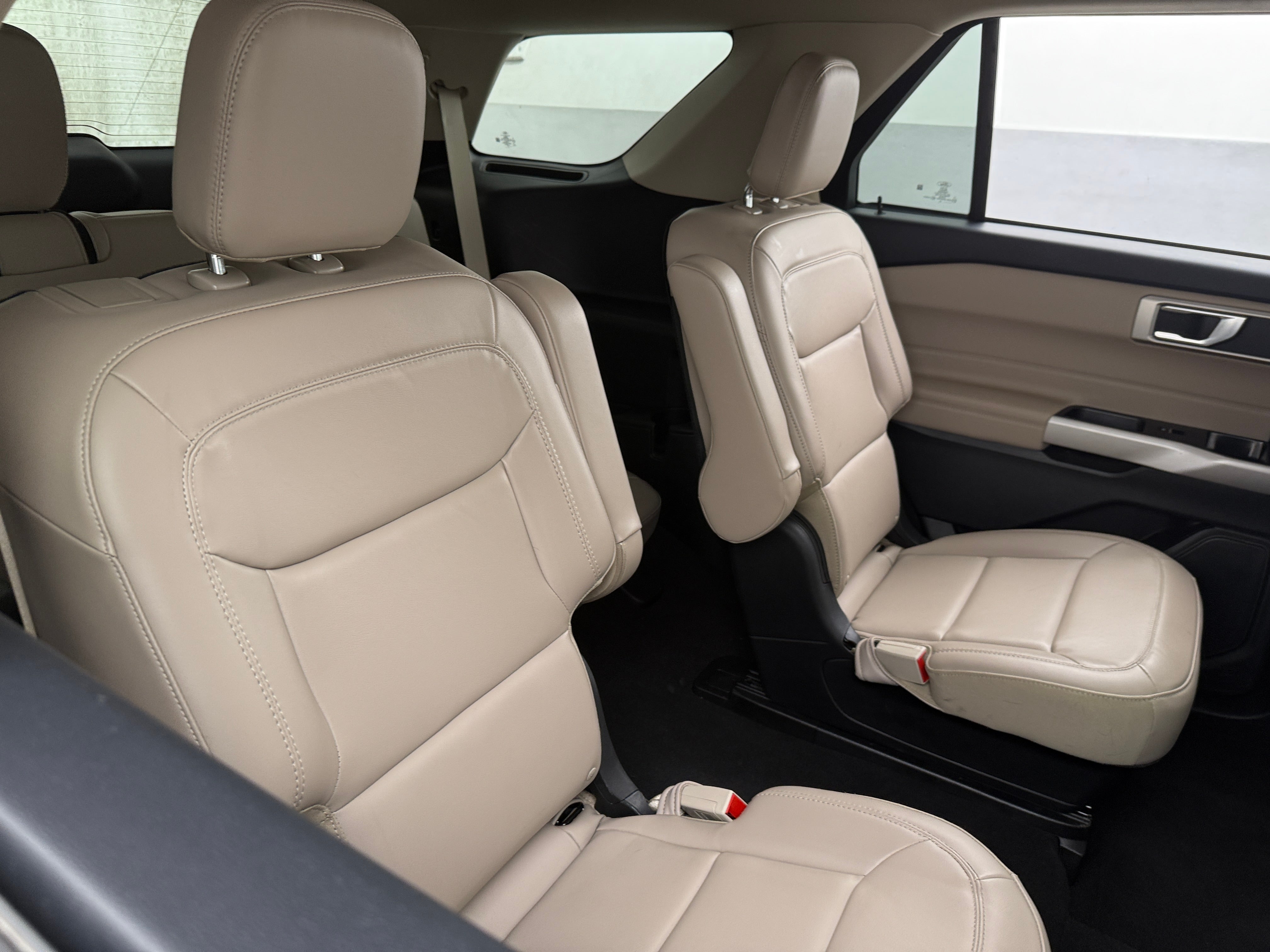 2024 Ford Explorer XLT 6