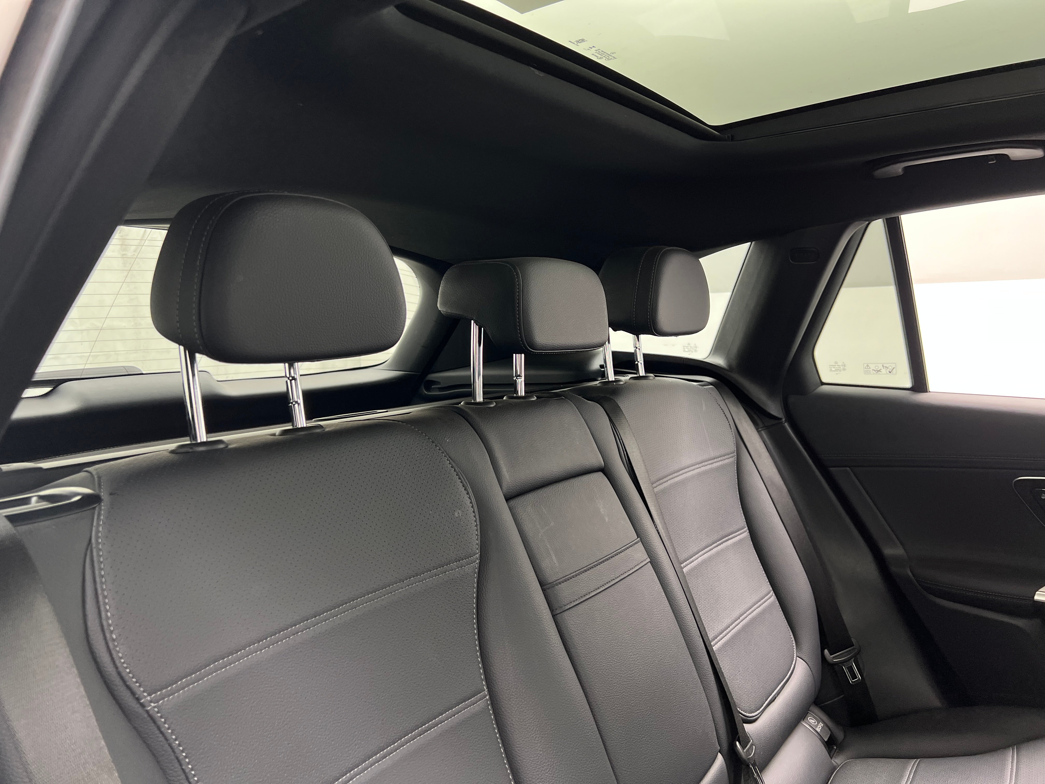 2024 Mercedes-Benz GLC 300 5