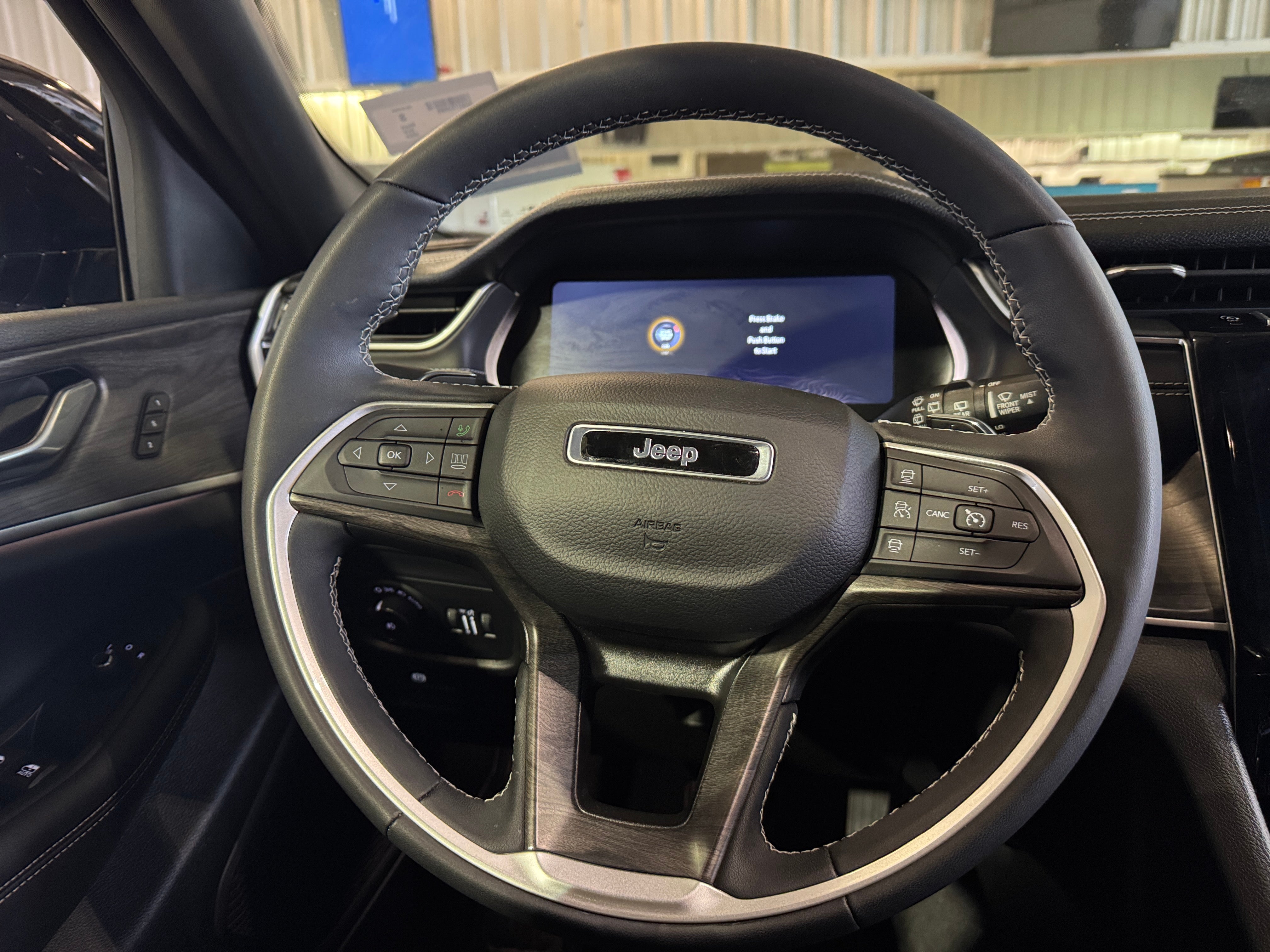 2024 Jeep Grand Cherokee L Limited Edition 4