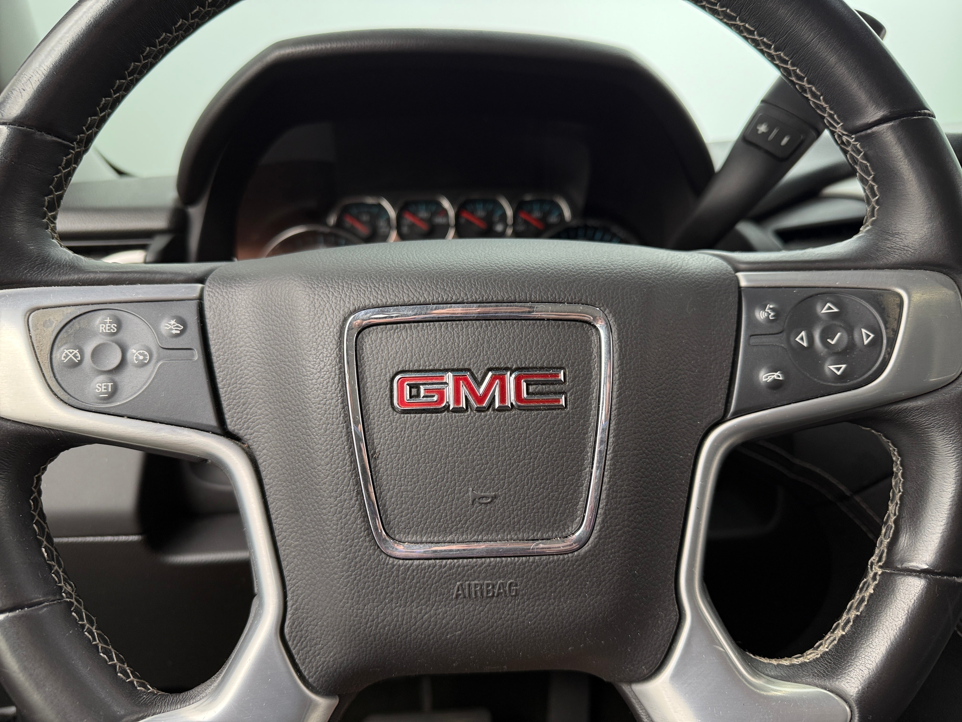 2017 GMC Yukon SLE 5