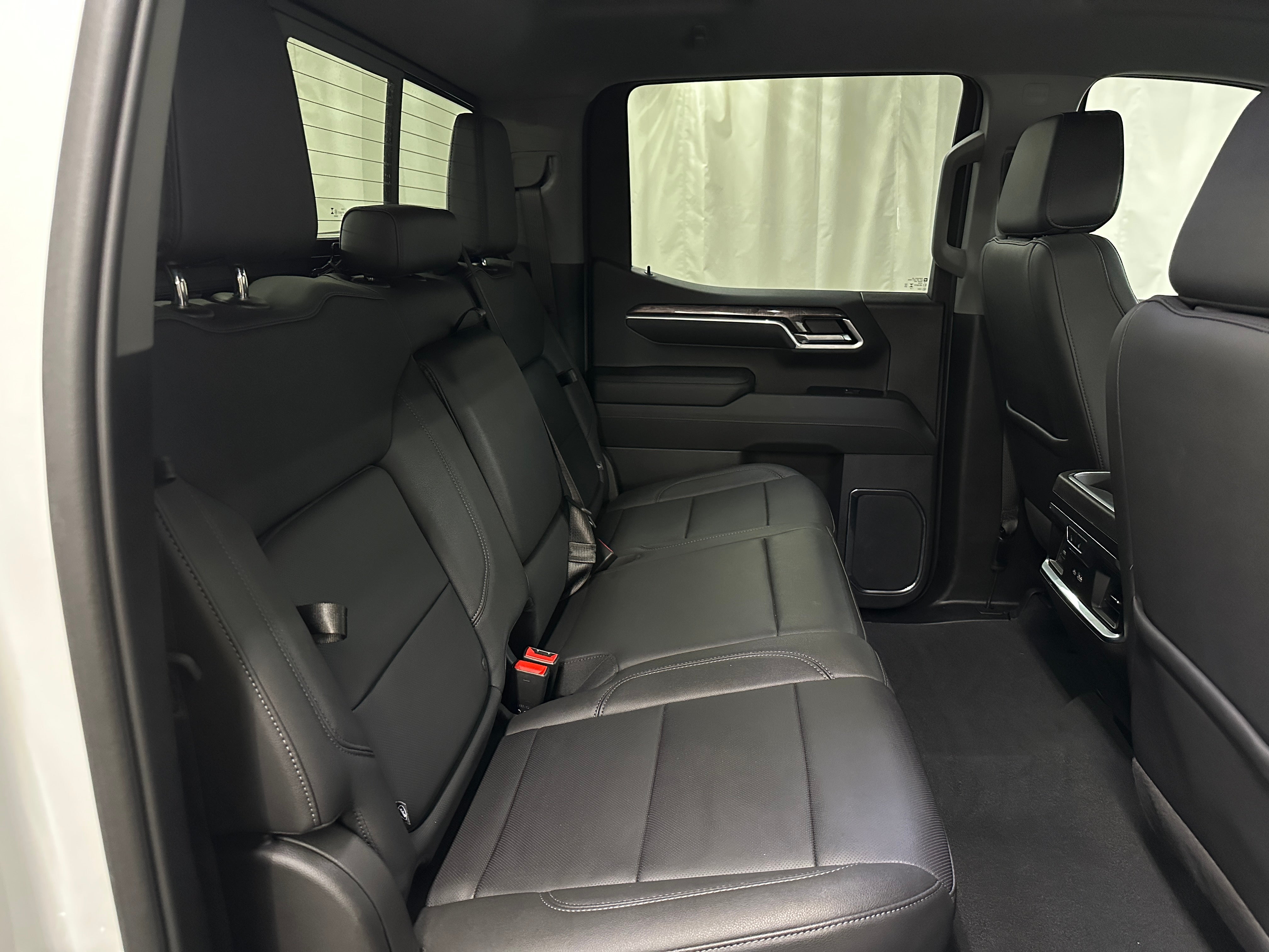 2024 Chevrolet Silverado 1500 LTZ 5