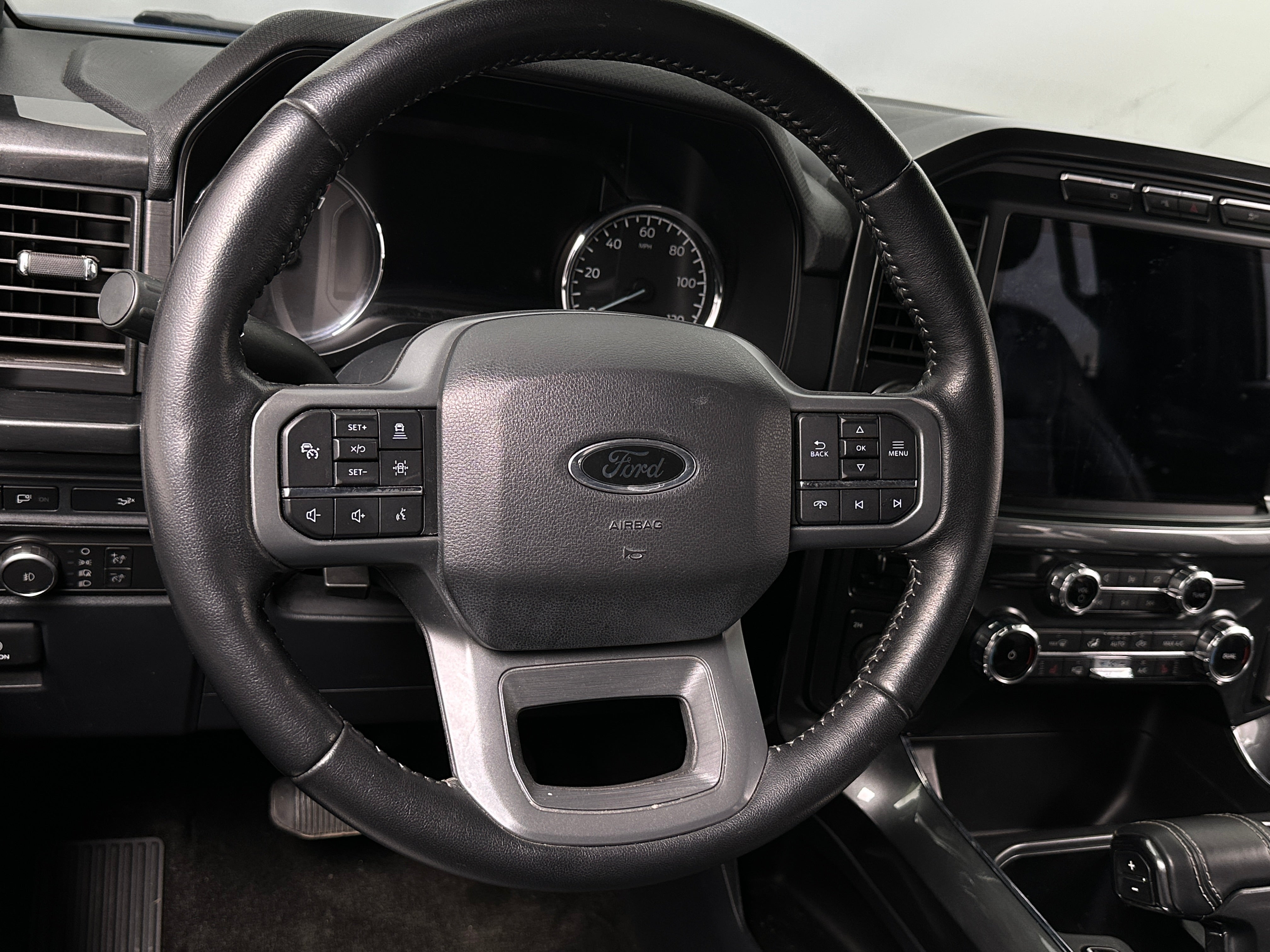 2022 Ford Econoline E-150 5