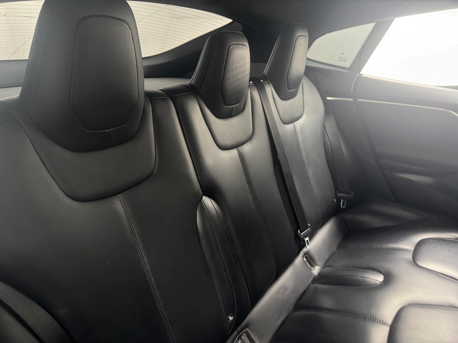 Thumbnail: 2015 Tesla Model S - 5
