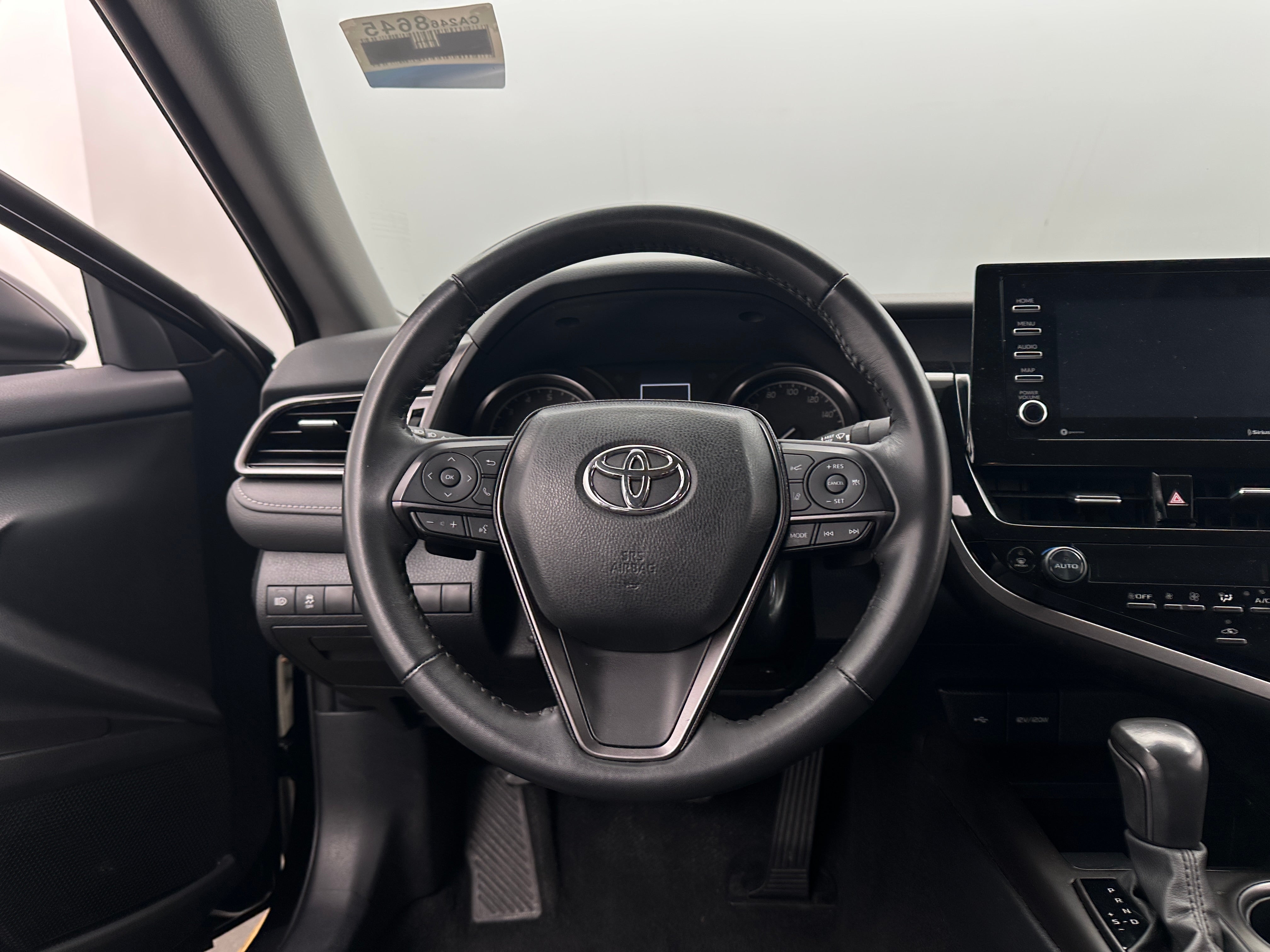 2024 Toyota Camry SE 4