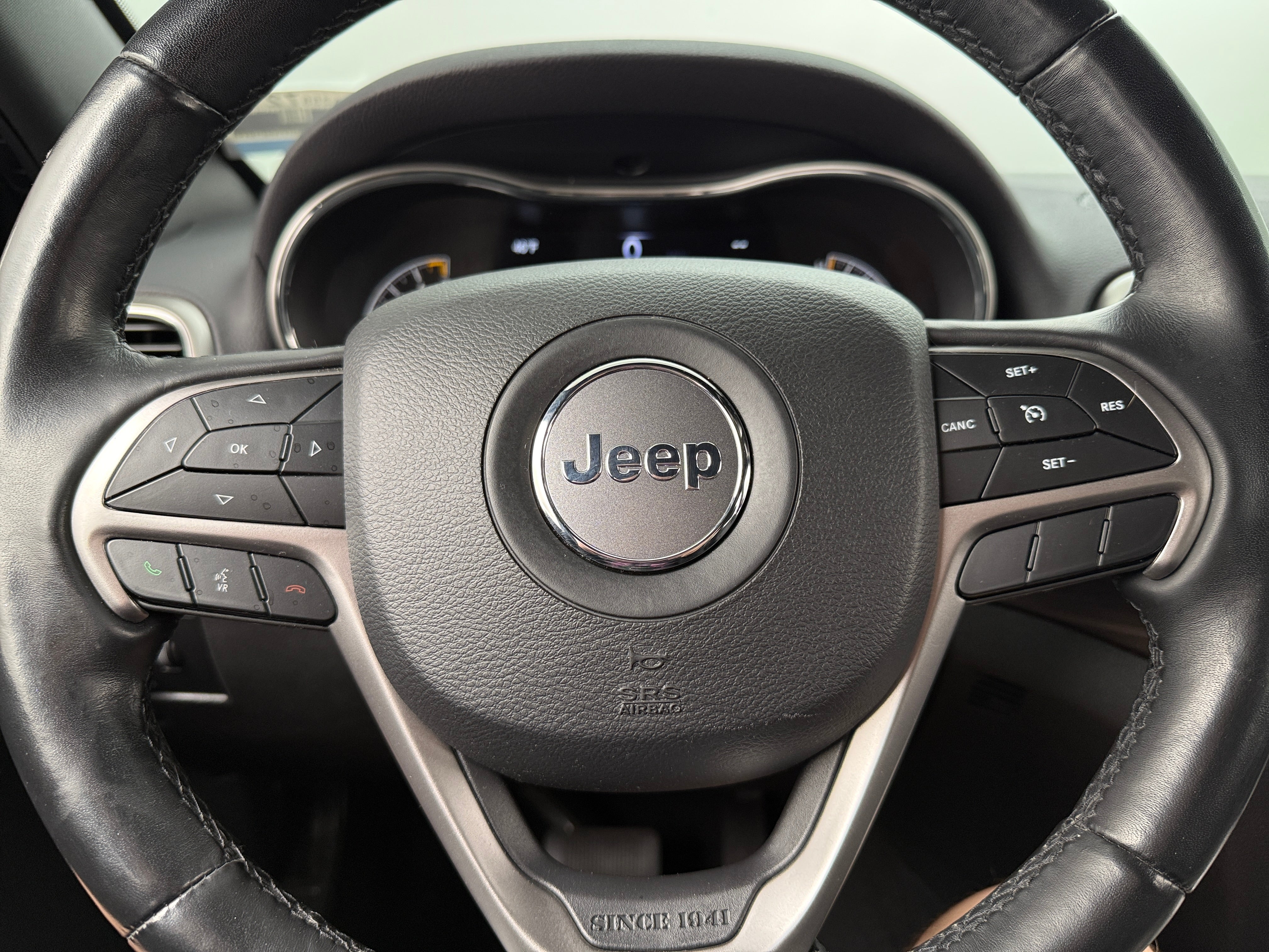 2019 Jeep Grand Cherokee Laredo 5