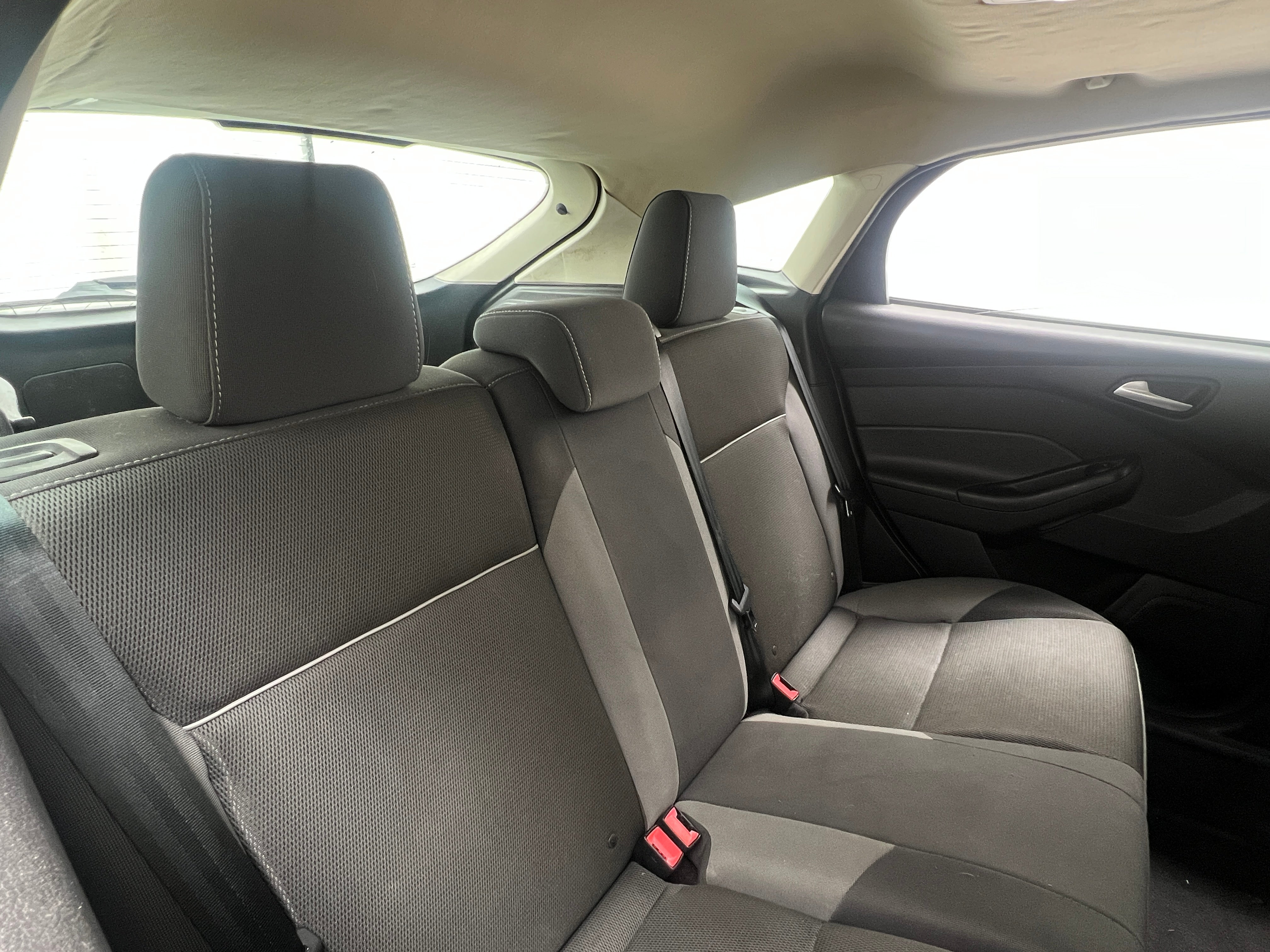 2013 Ford Focus SE 6