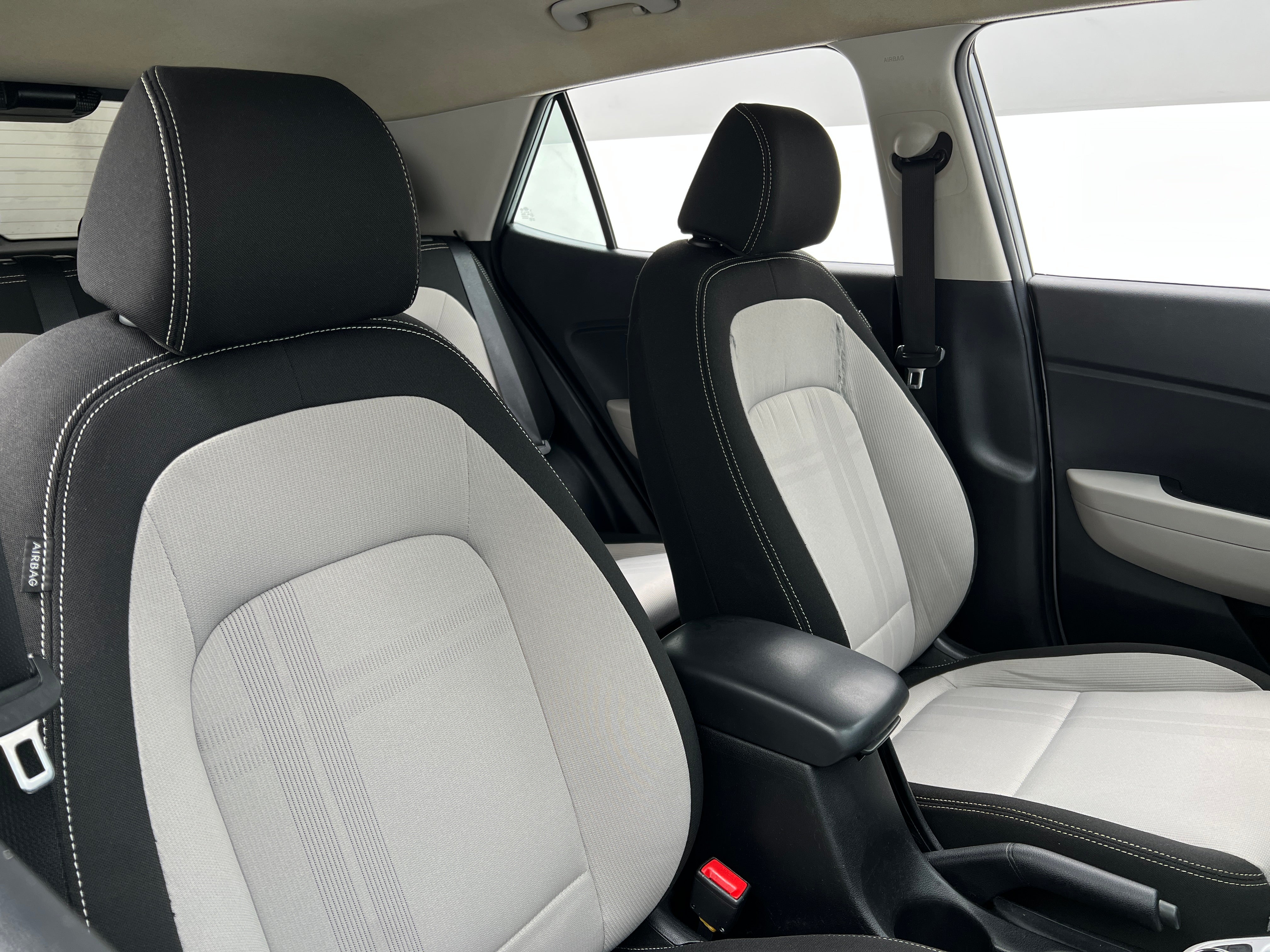 2021 Hyundai Venue SEL 2