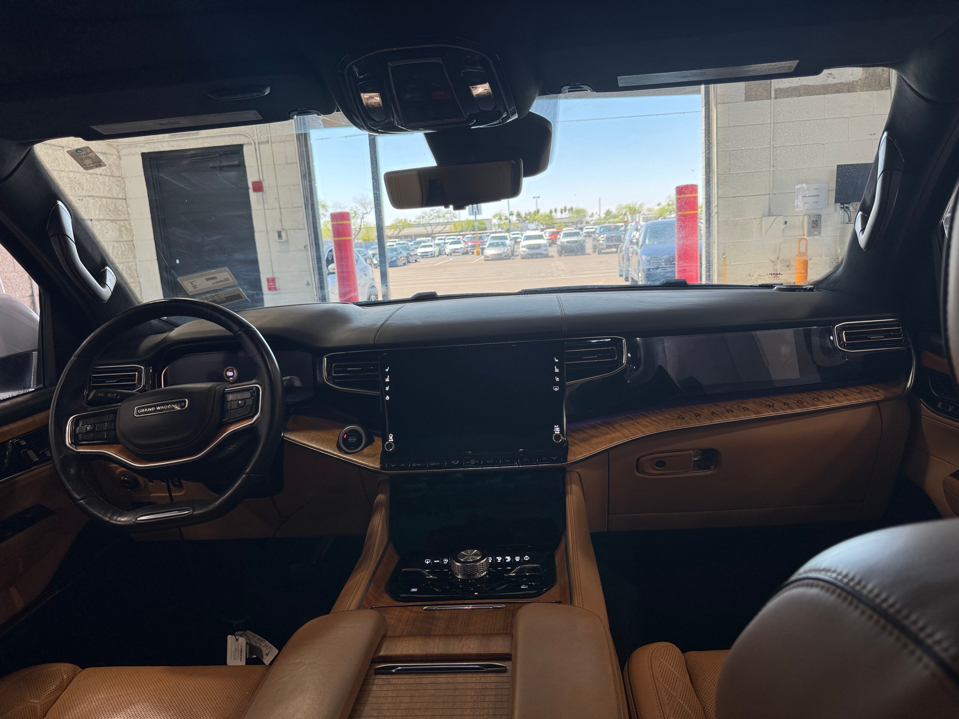2022 Jeep Grand Wagoneer Series III 2