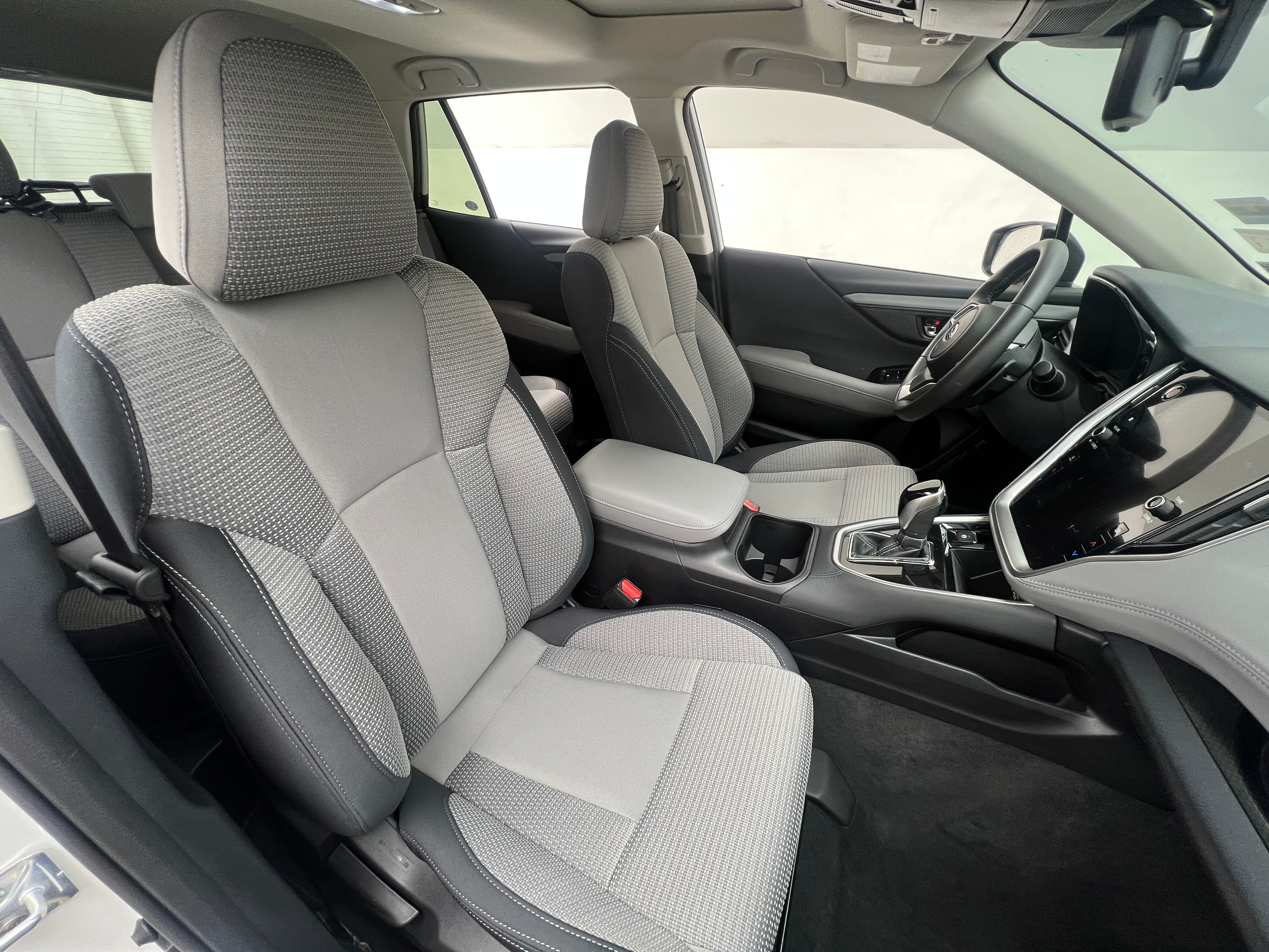 2024 Subaru Outback Premium 2