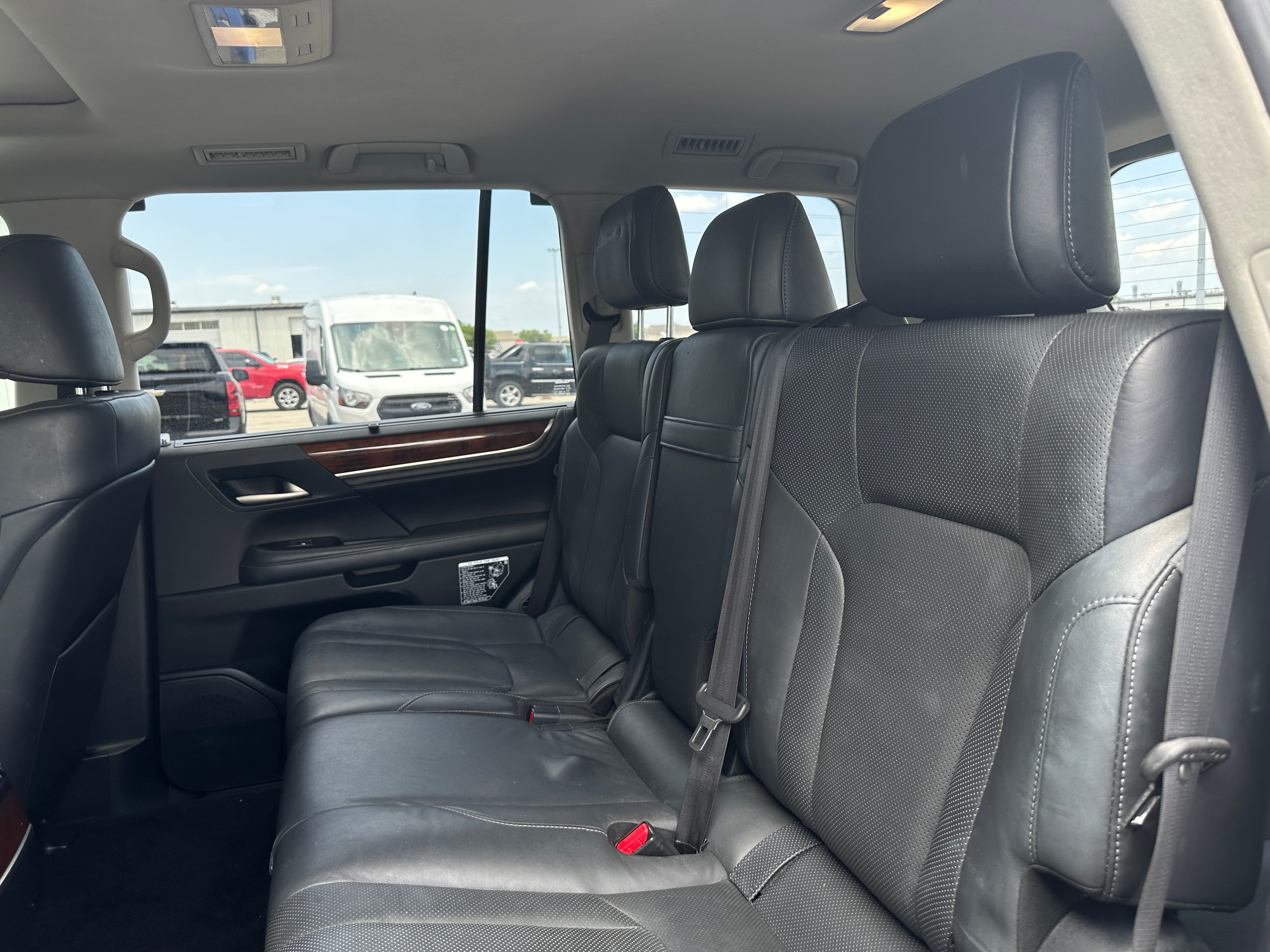 2019 Lexus LX 570 5