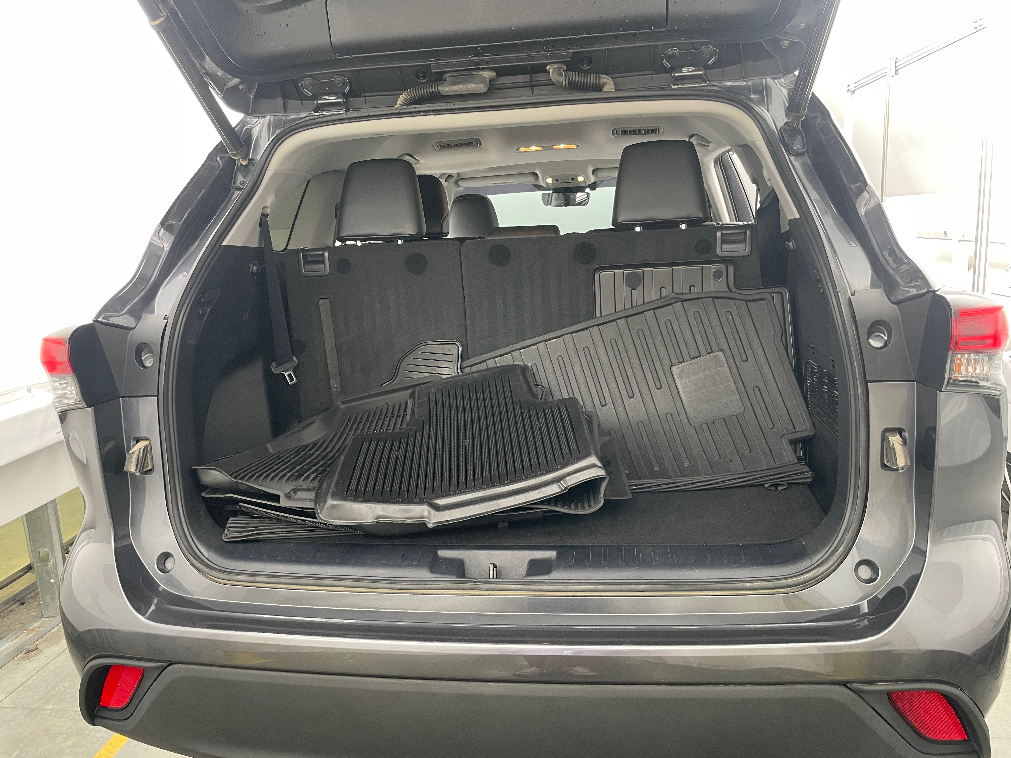 2021 Toyota Highlander XLE 7