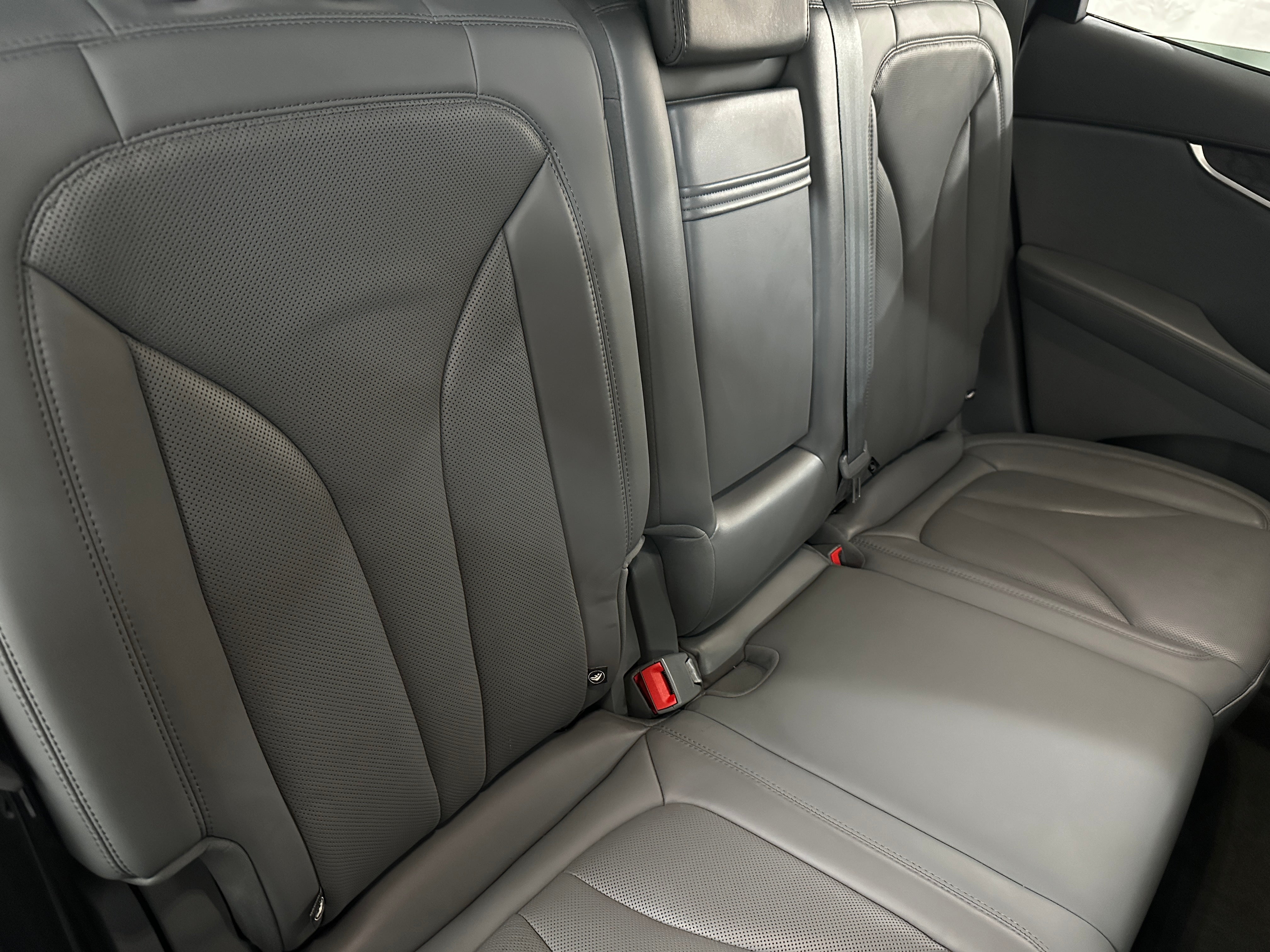 Thumbnail: 2019 Lincoln Nautilus - 6