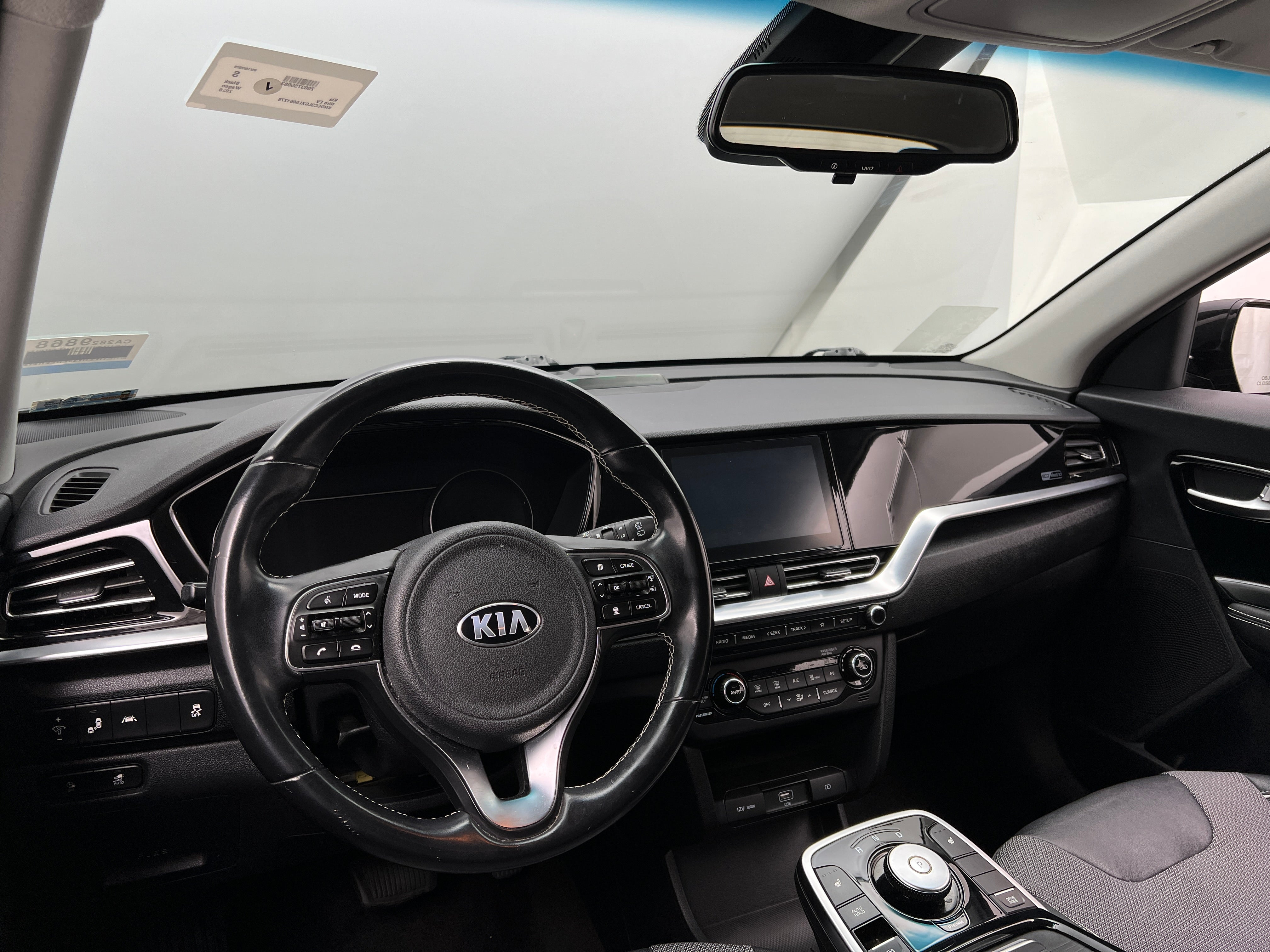 2020 Kia Niro EX 2